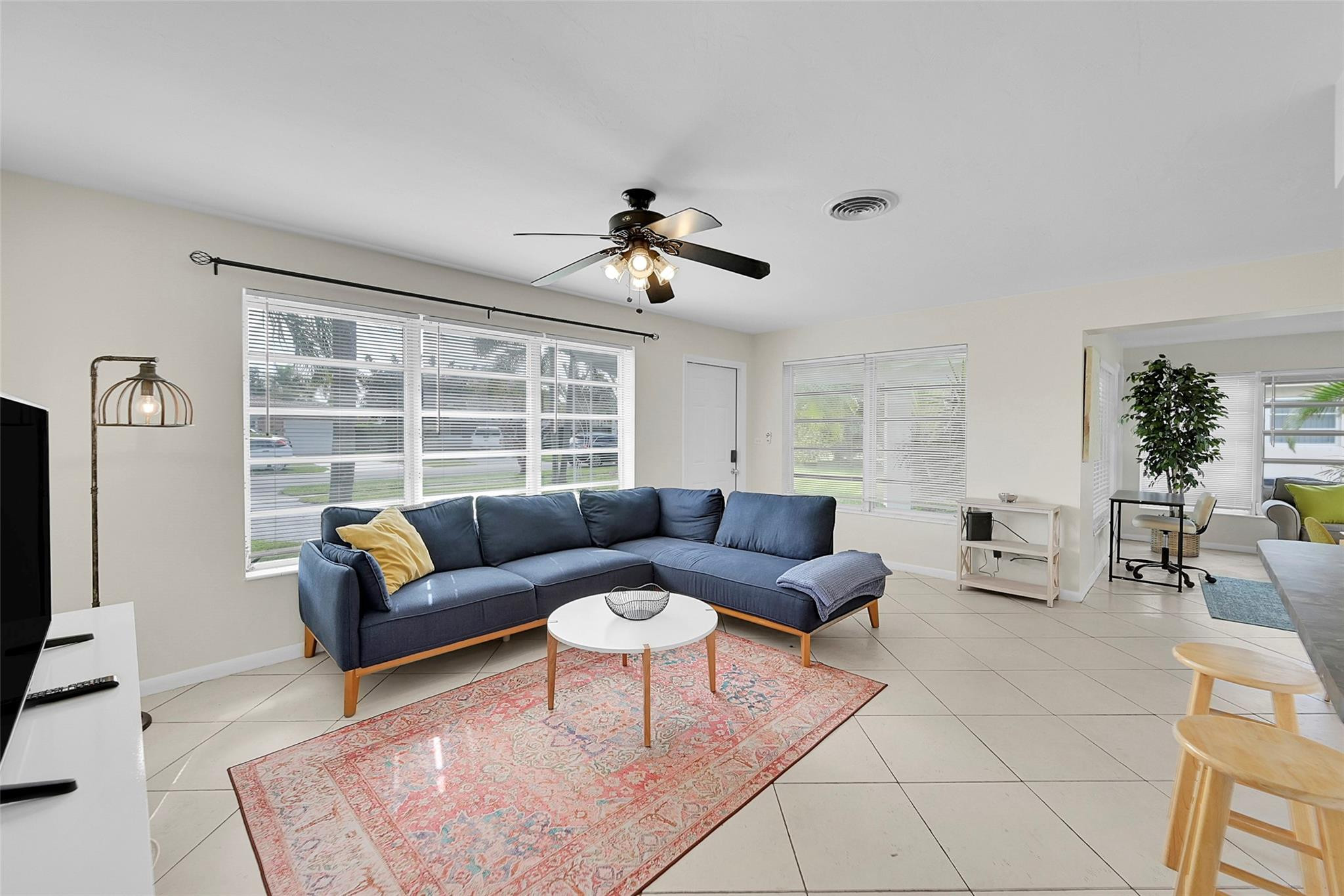 FLORESTA ESTATES - Residential