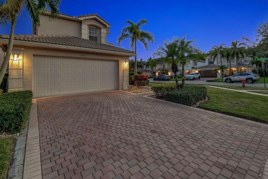 Photo of 8934 Kettle Drum Terrace, Boynton Beach, FL 33473 (MLS # R11024685)