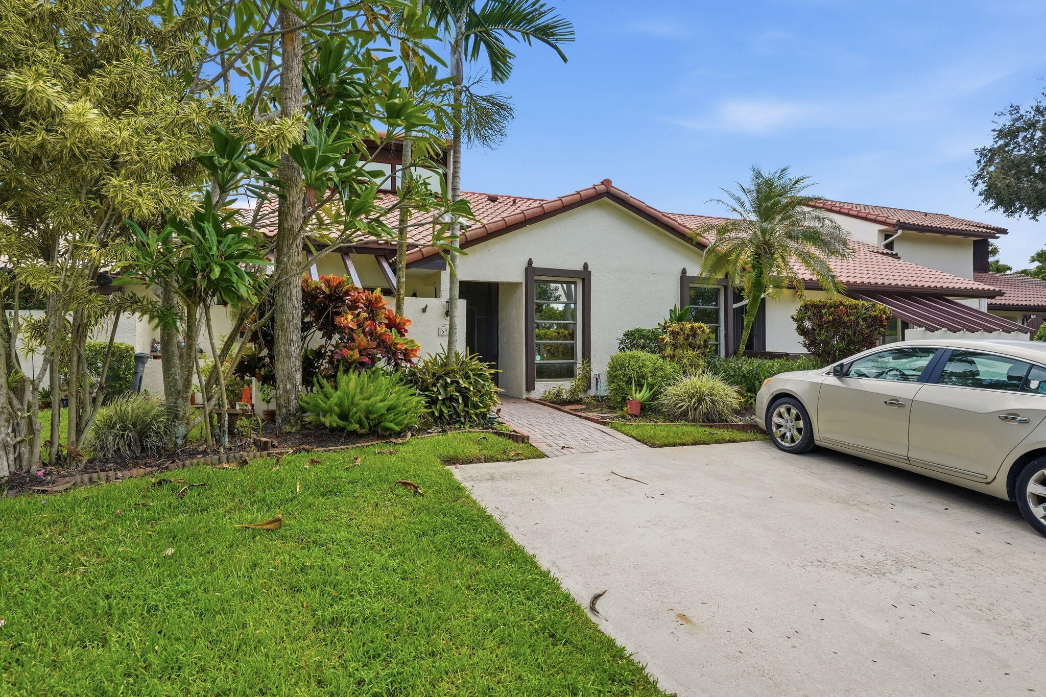 6756 TIBURON Drive