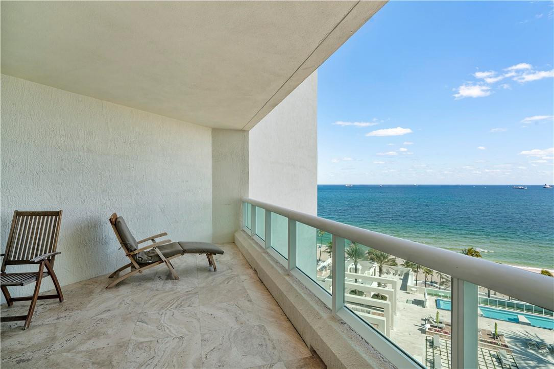 LAS OLAS BEACH CLUB - Residential