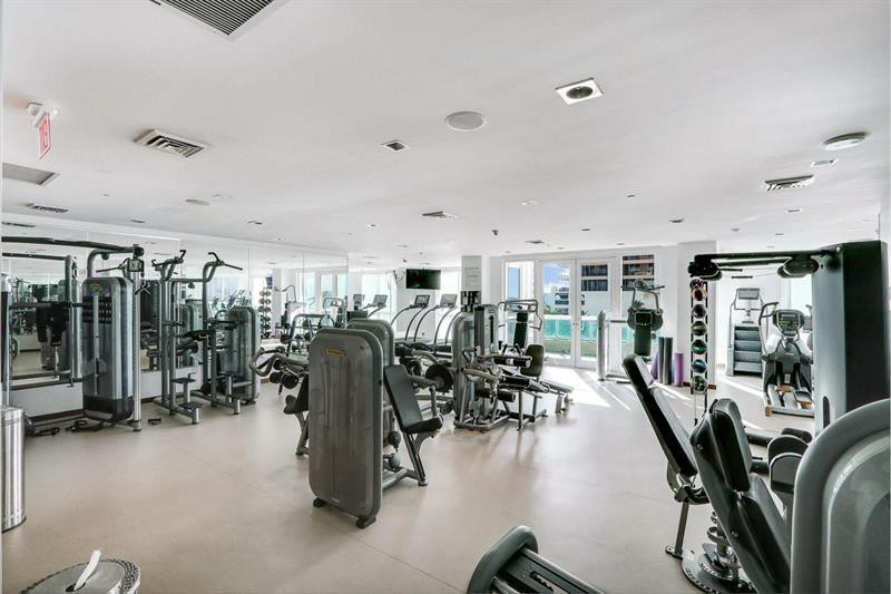 LAS OLAS BEACH CLUB - Residential