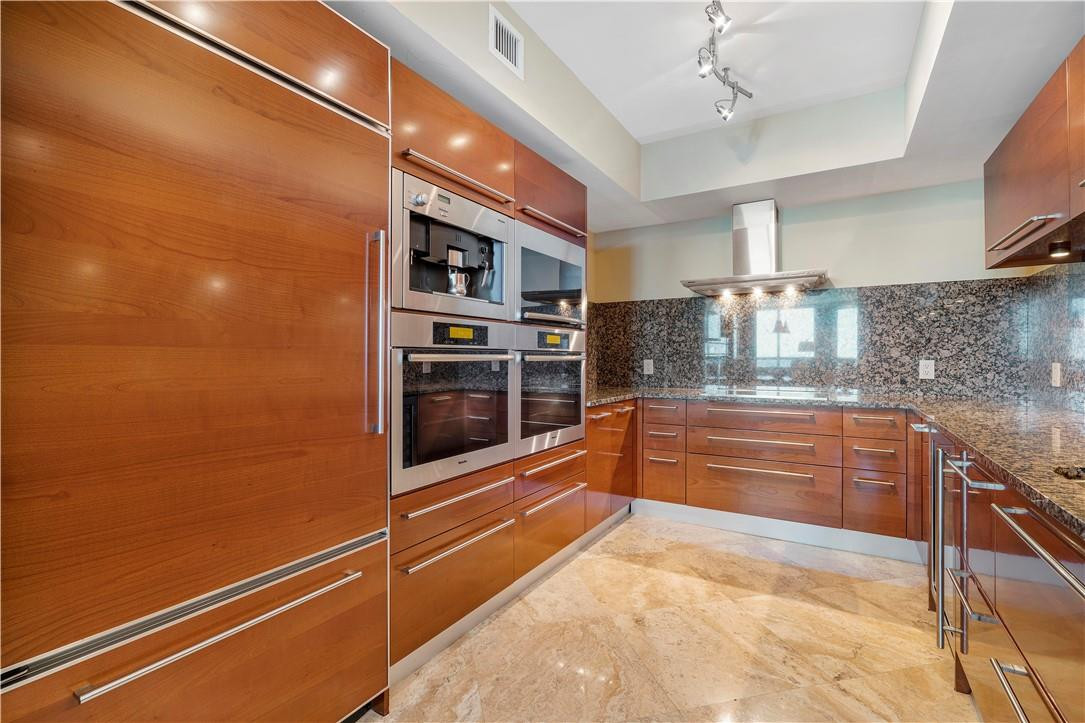 LAS OLAS BEACH CLUB - Residential