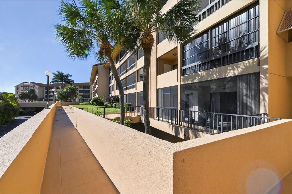 Photo of 1036 US Highway 1 #123, North Palm Beach, FL 33408 (MLS # F10545145)