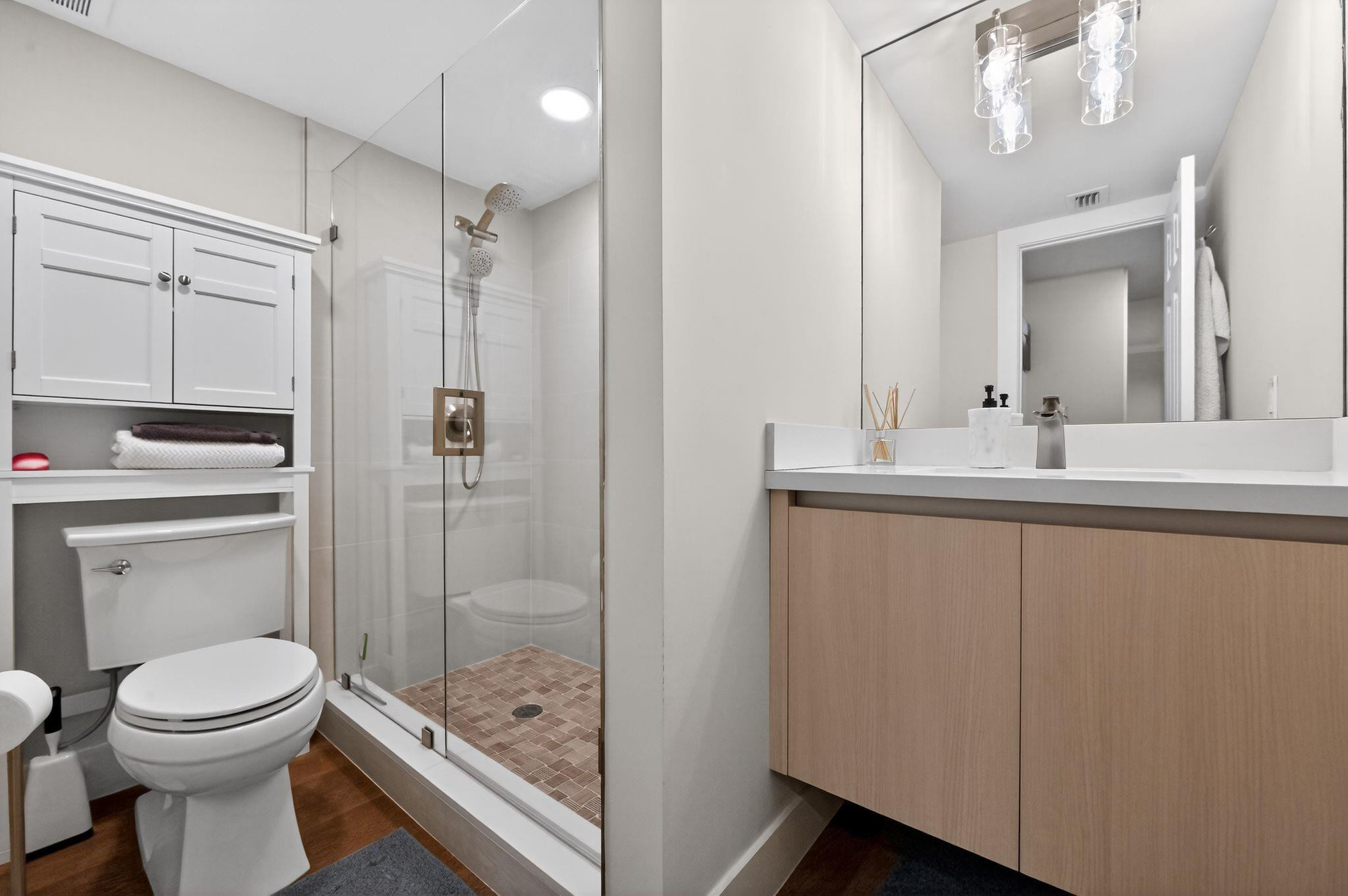 MARINA BAY CONDO - Residential