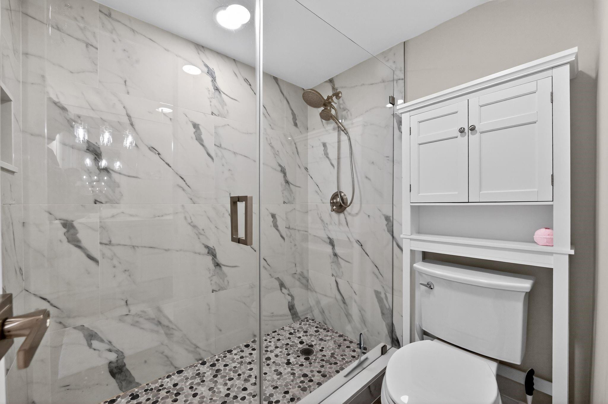 MARINA BAY CONDO - Residential