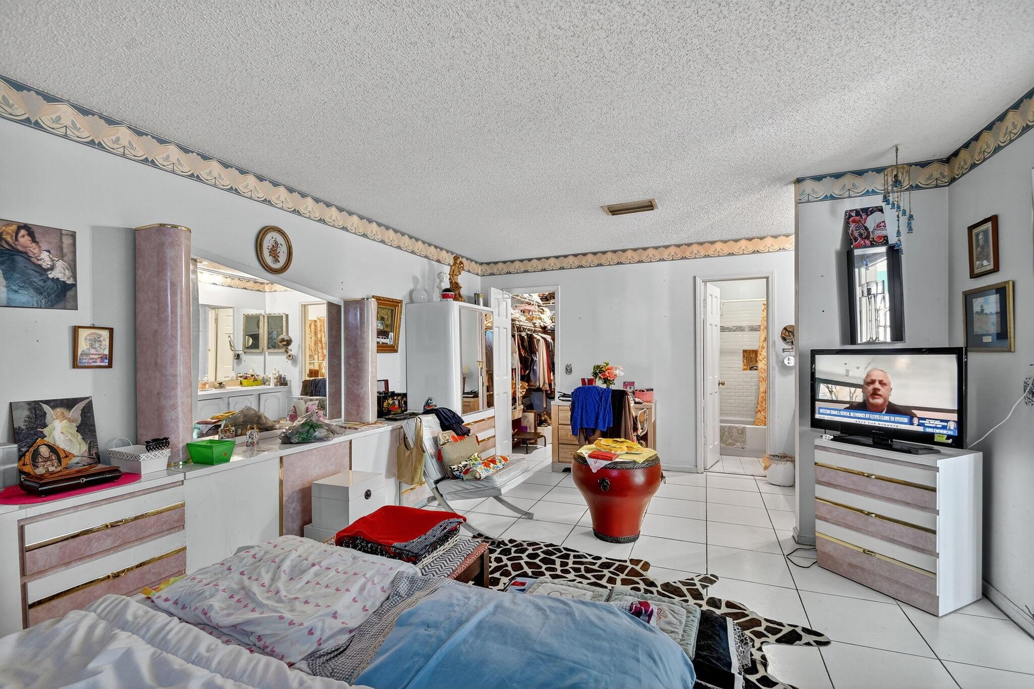 LAKE CLARKE TERR - Residential