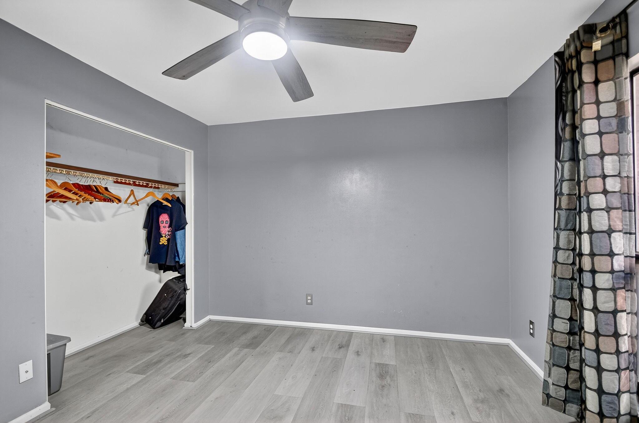 LAKE CLARKE TERR - Residential