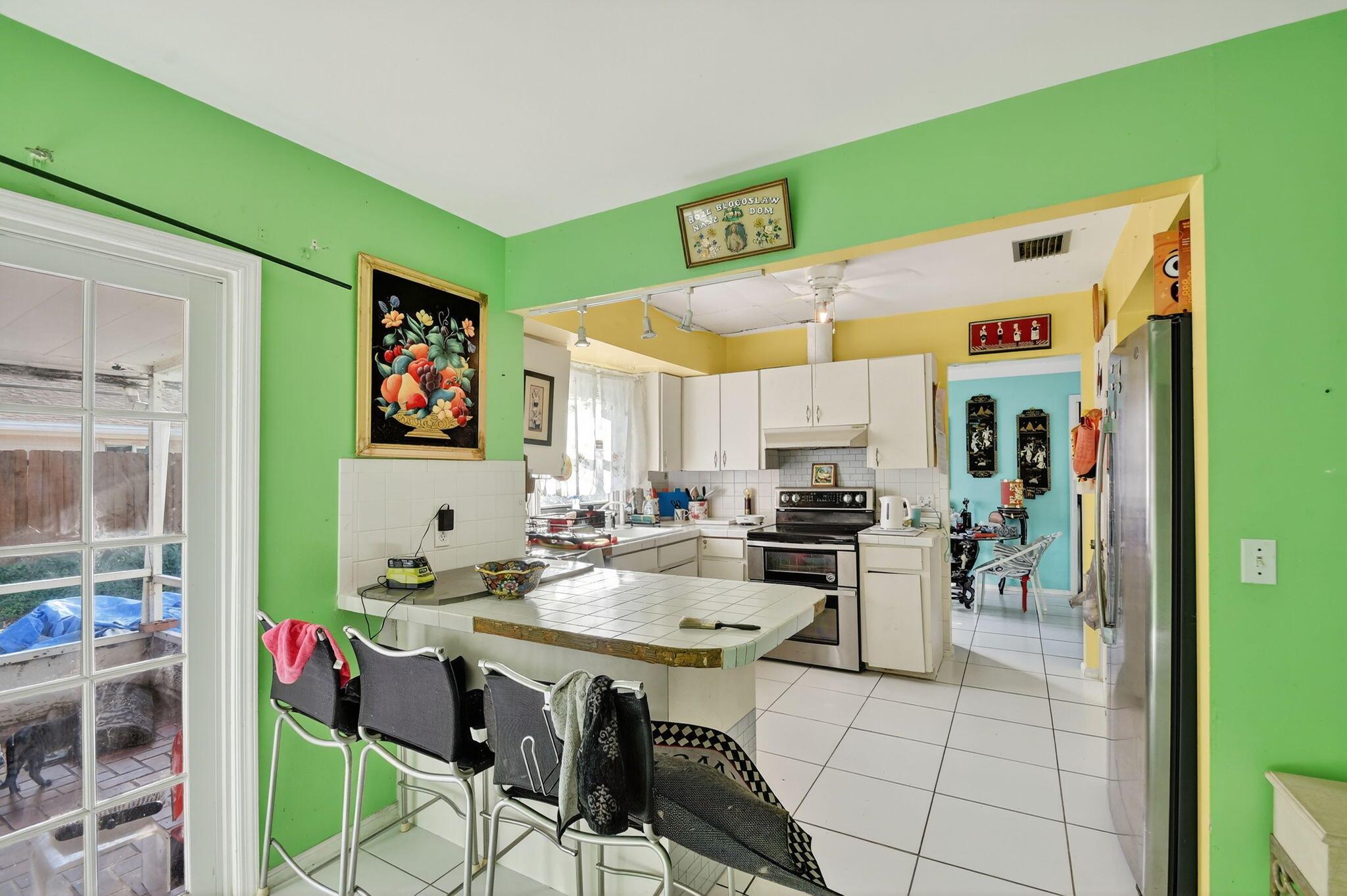 LAKE CLARKE TERR - Residential