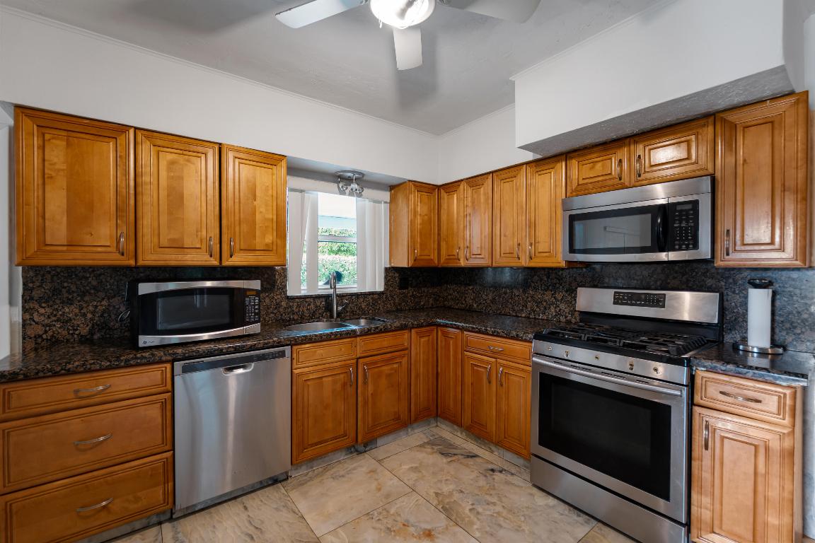 LANTANA HEIGHTS 3 - Residential