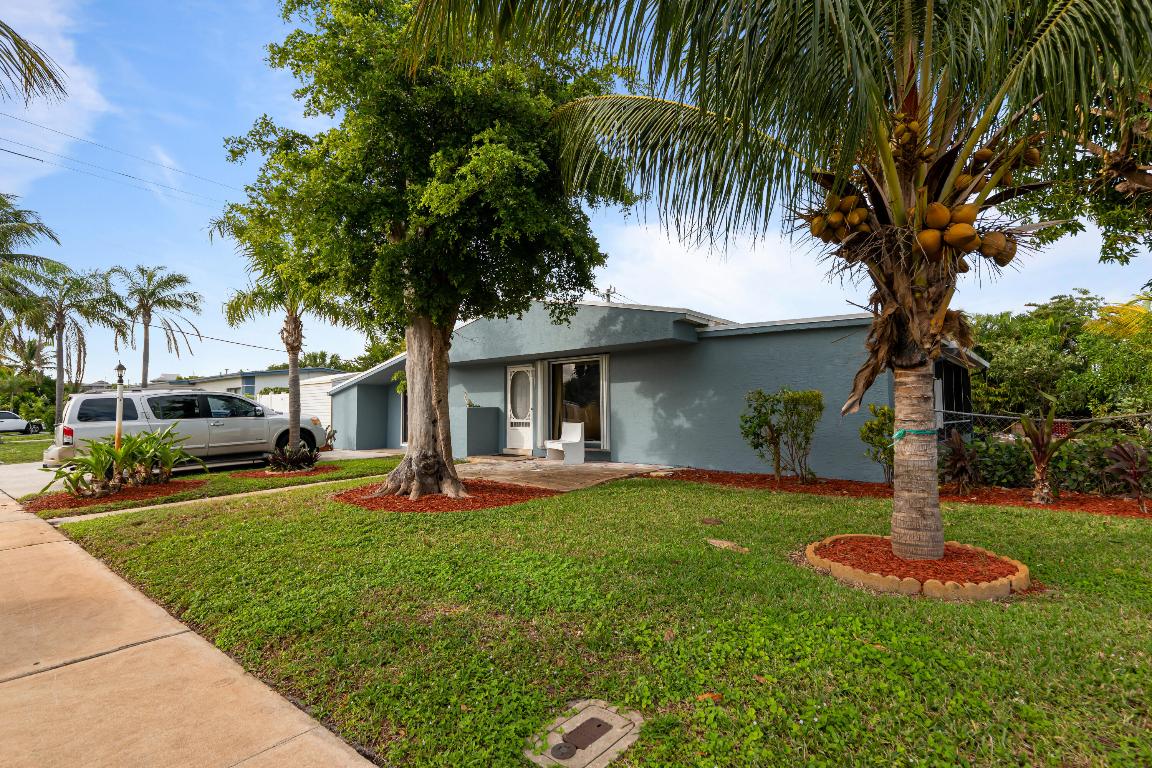LANTANA HEIGHTS 3 - Residential