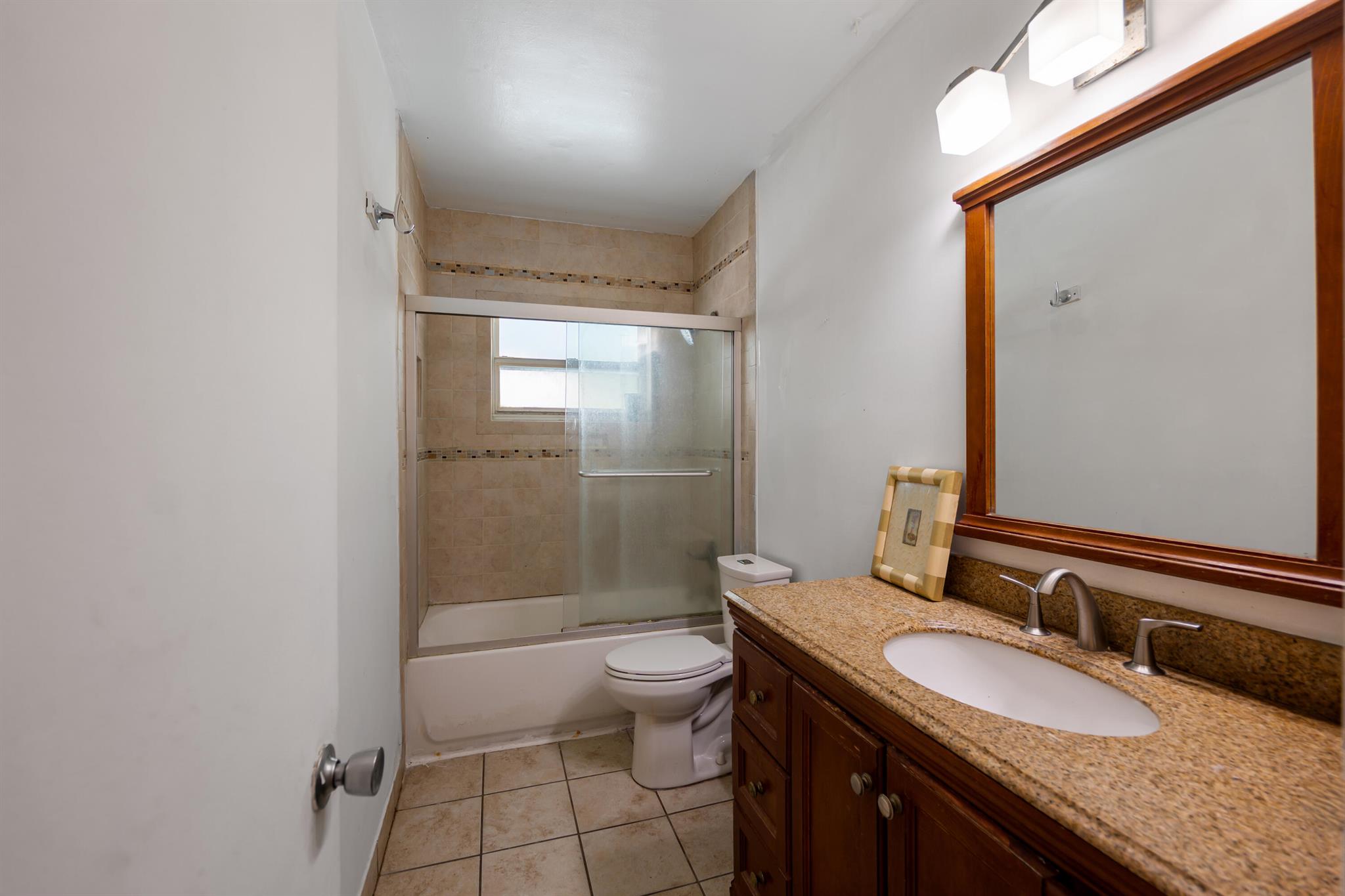 LANTANA HEIGHTS 3 - Residential