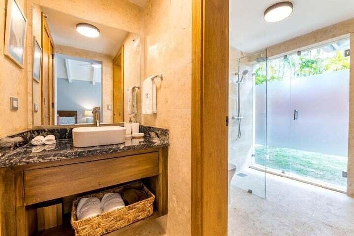 Los Lagos, Casa de Campo, - Residential Lease