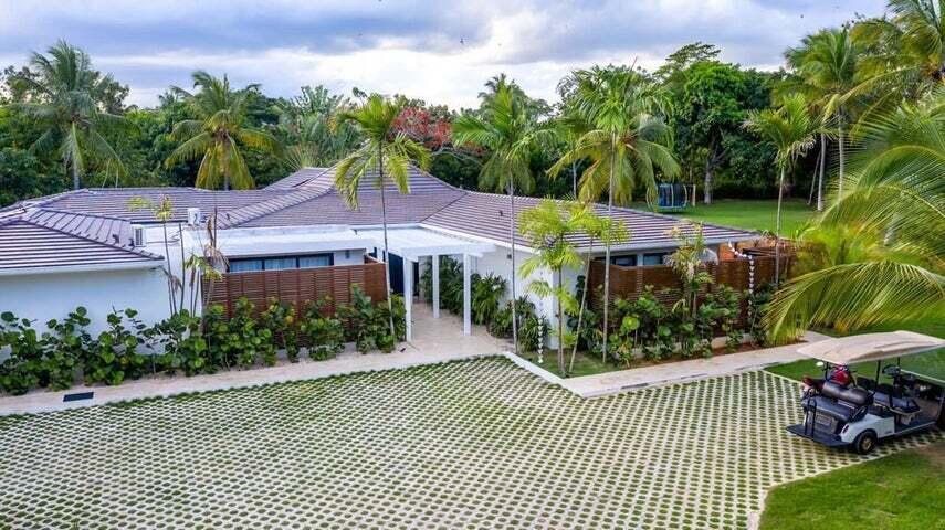 Los Lagos, Casa de Campo, - Residential Lease