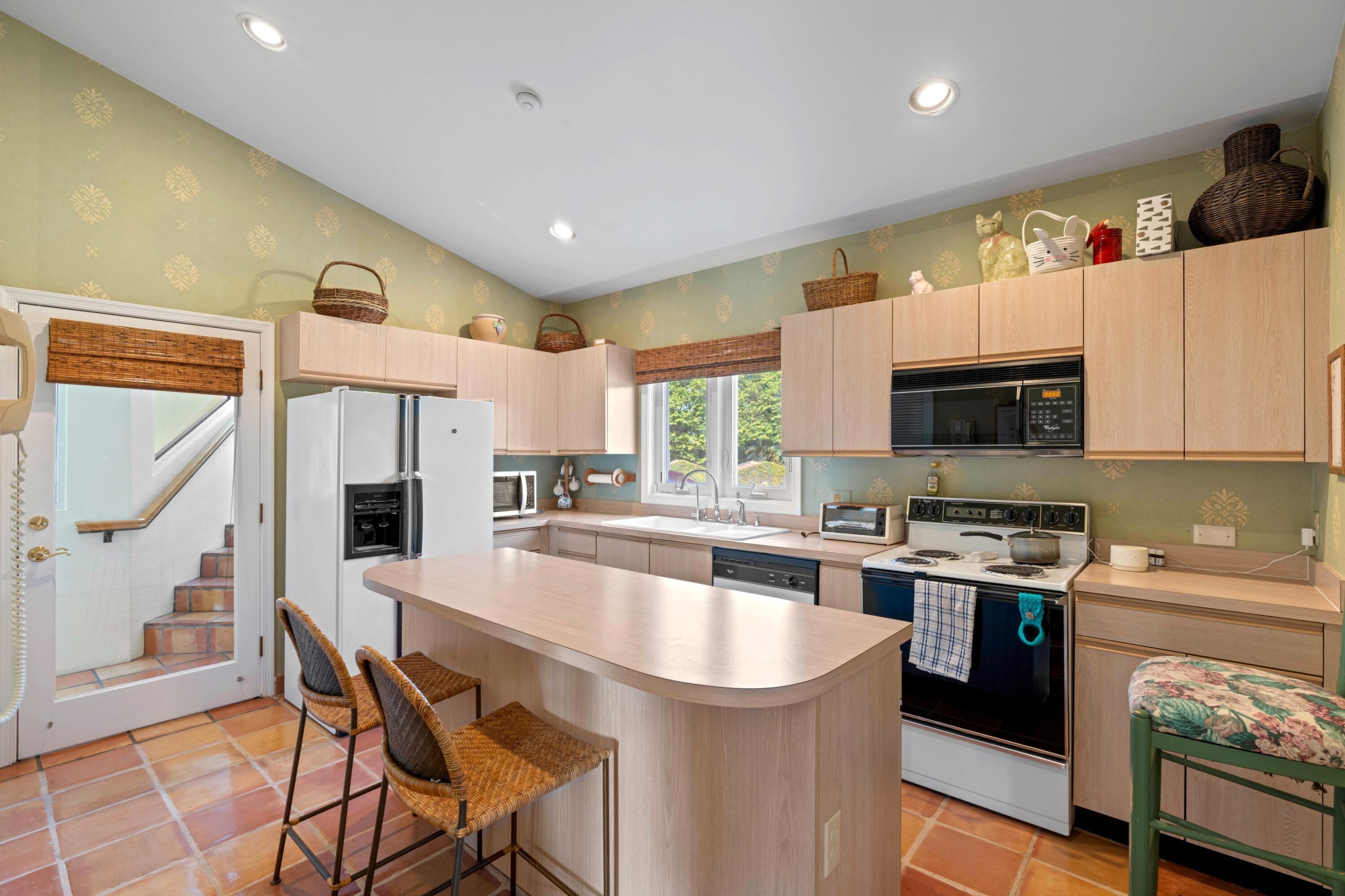 PALM BEACH POLO EQUESTRIAN CLUB - Residential