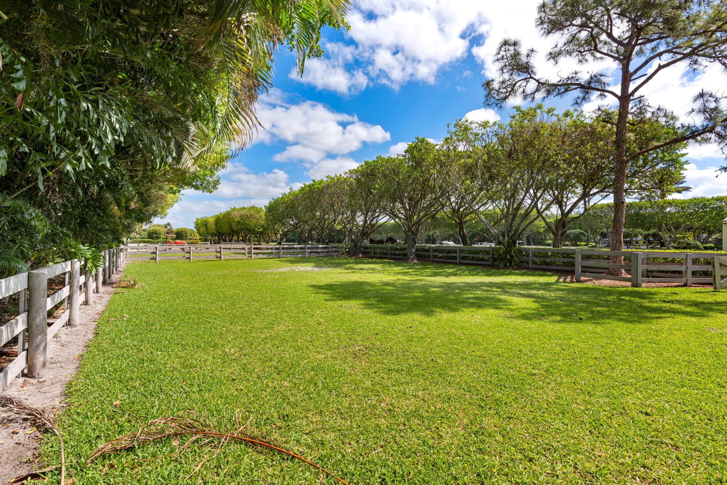 PALM BEACH POLO EQUESTRIAN CLUB - Residential