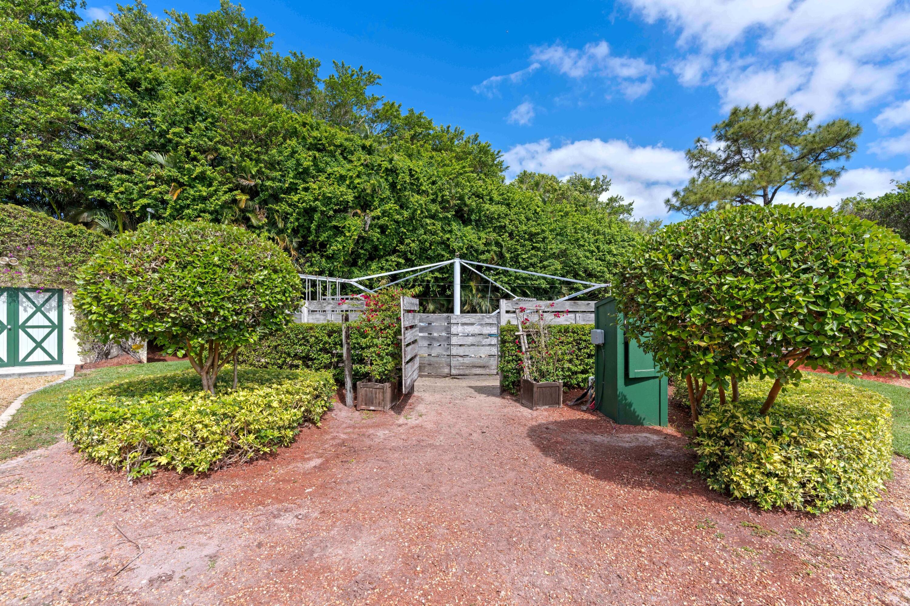 PALM BEACH POLO EQUESTRIAN CLUB - Residential