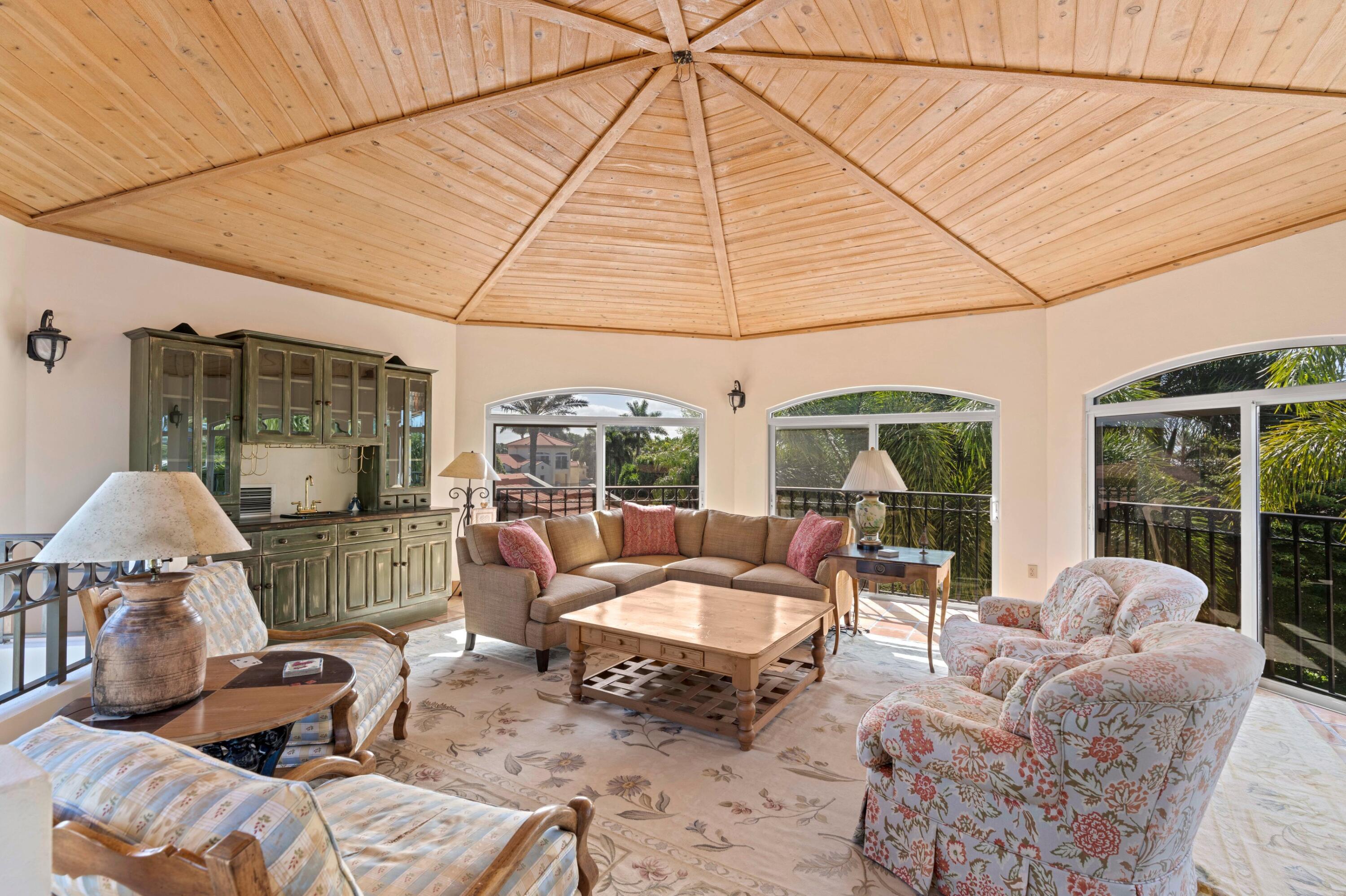 PALM BEACH POLO EQUESTRIAN CLUB - Residential