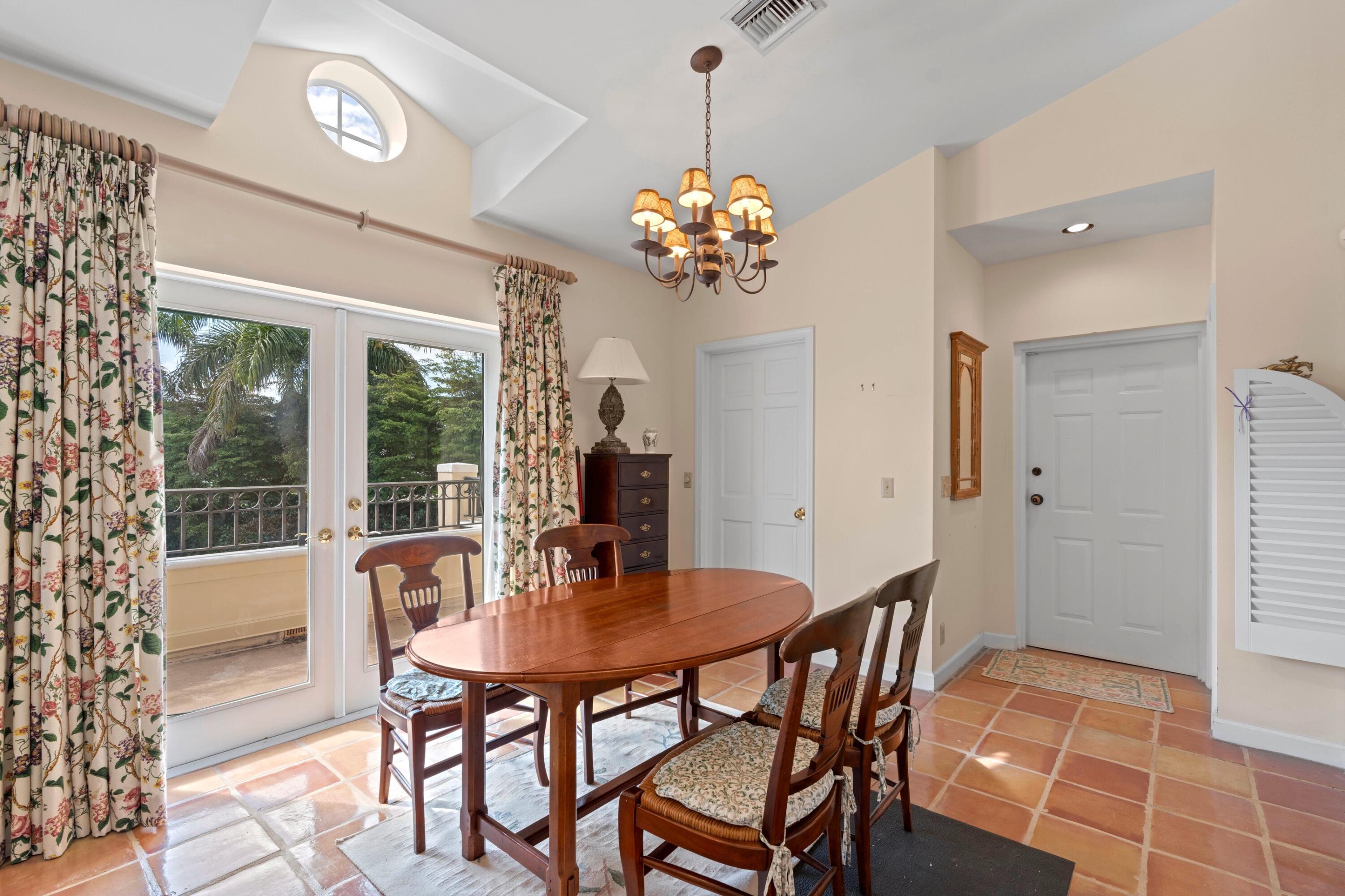 PALM BEACH POLO EQUESTRIAN CLUB - Residential