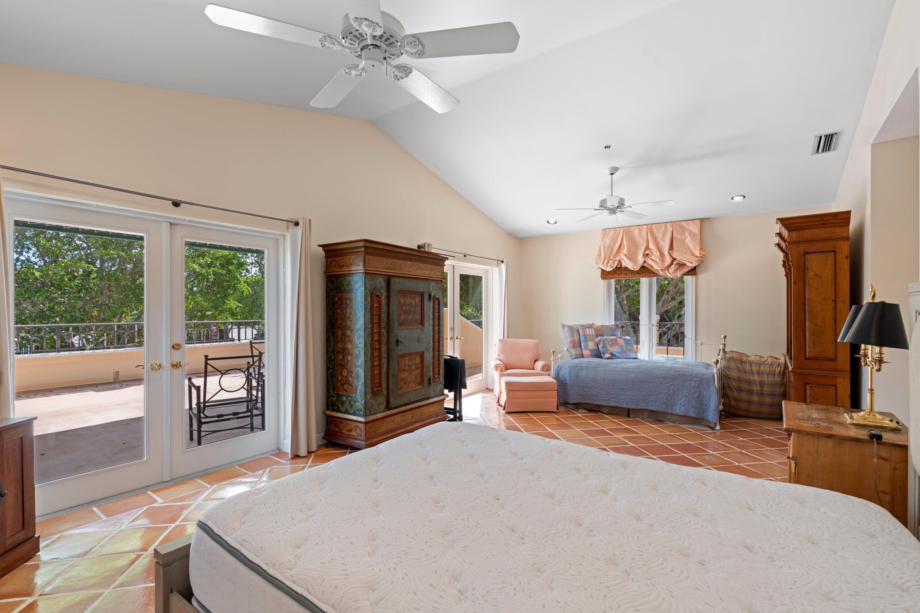 PALM BEACH POLO EQUESTRIAN CLUB - Residential