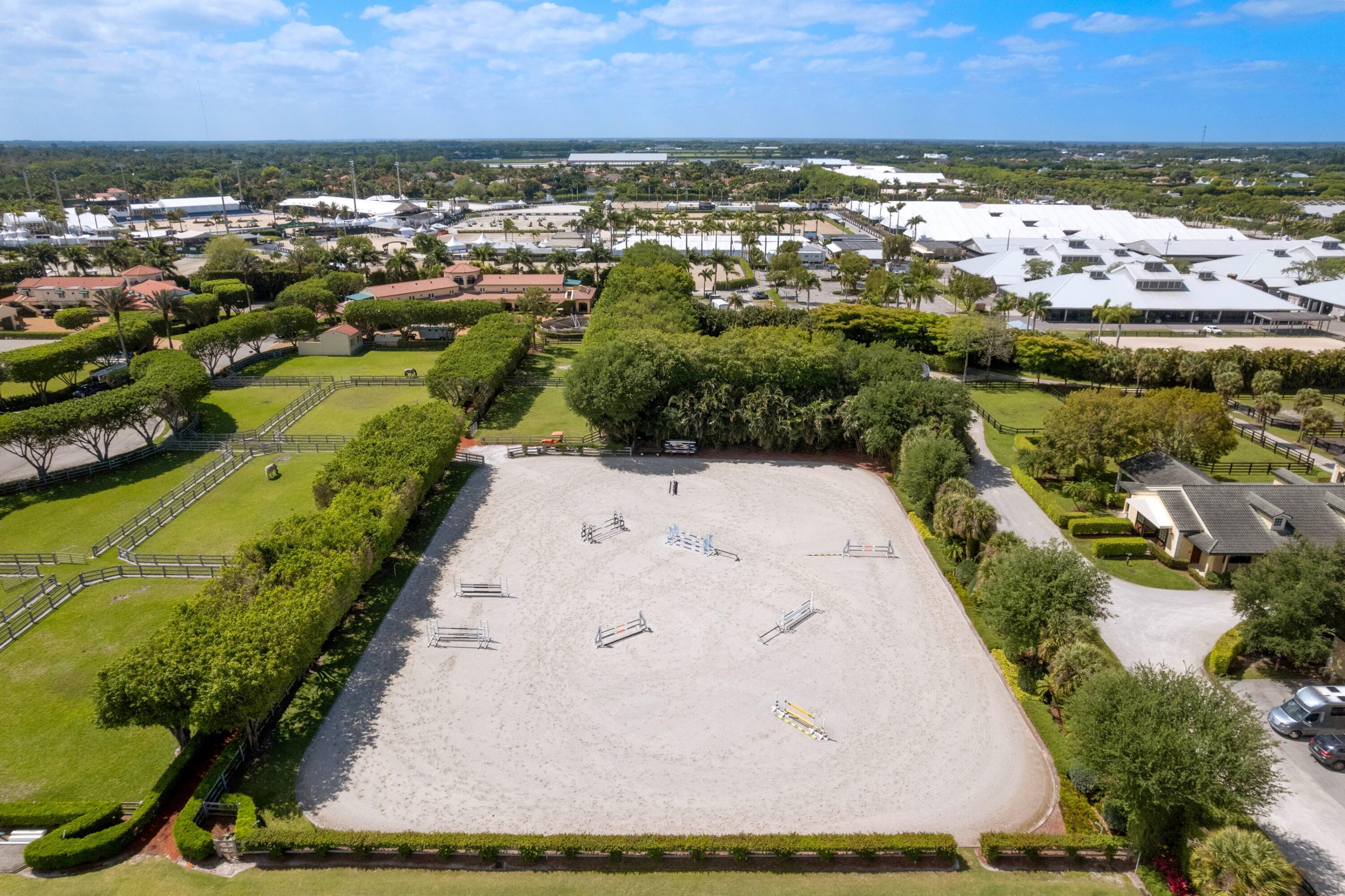 PALM BEACH POLO EQUESTRIAN CLUB - Residential