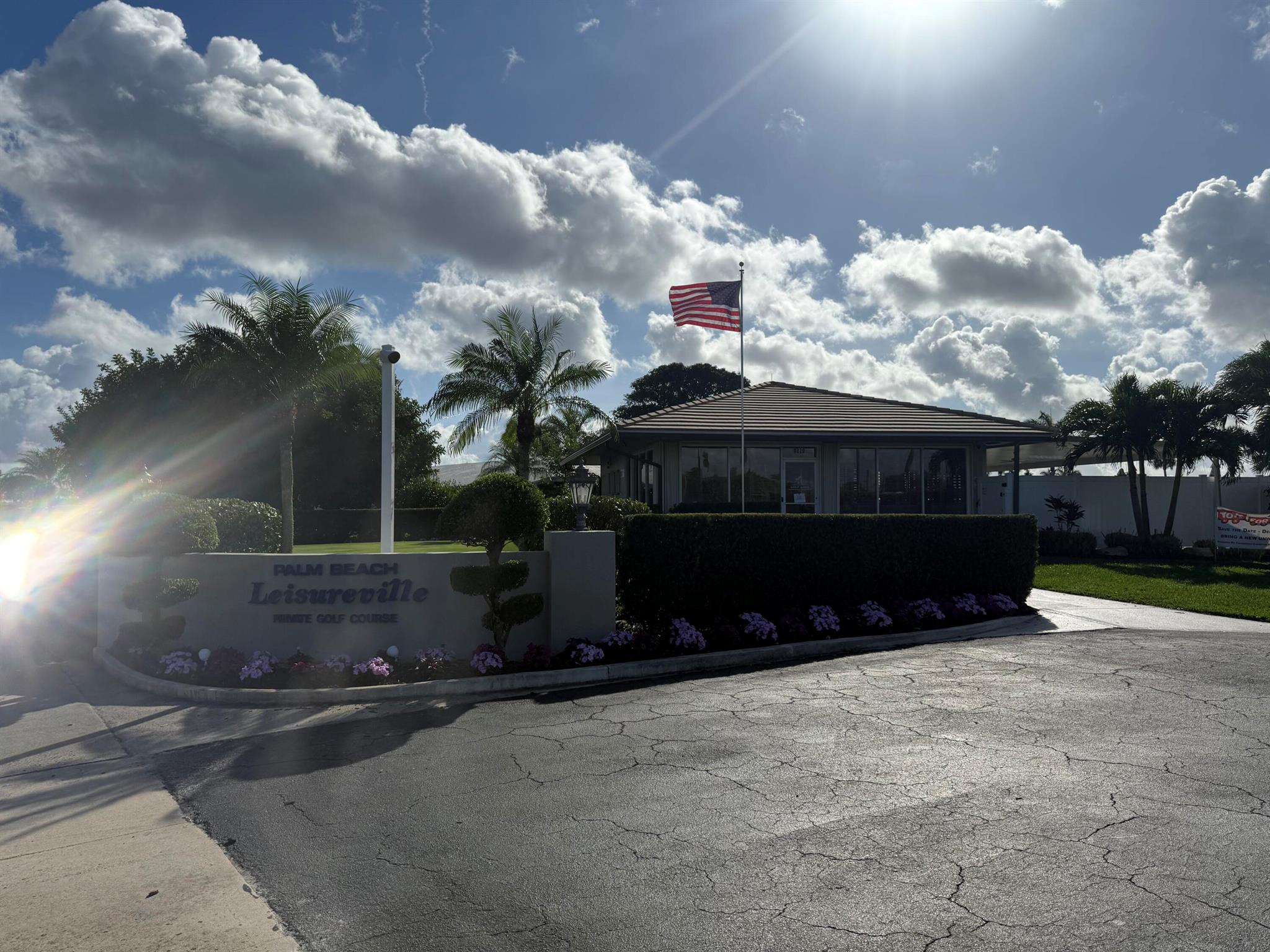 LEISUREVILLE GOLF VIEW - Residential