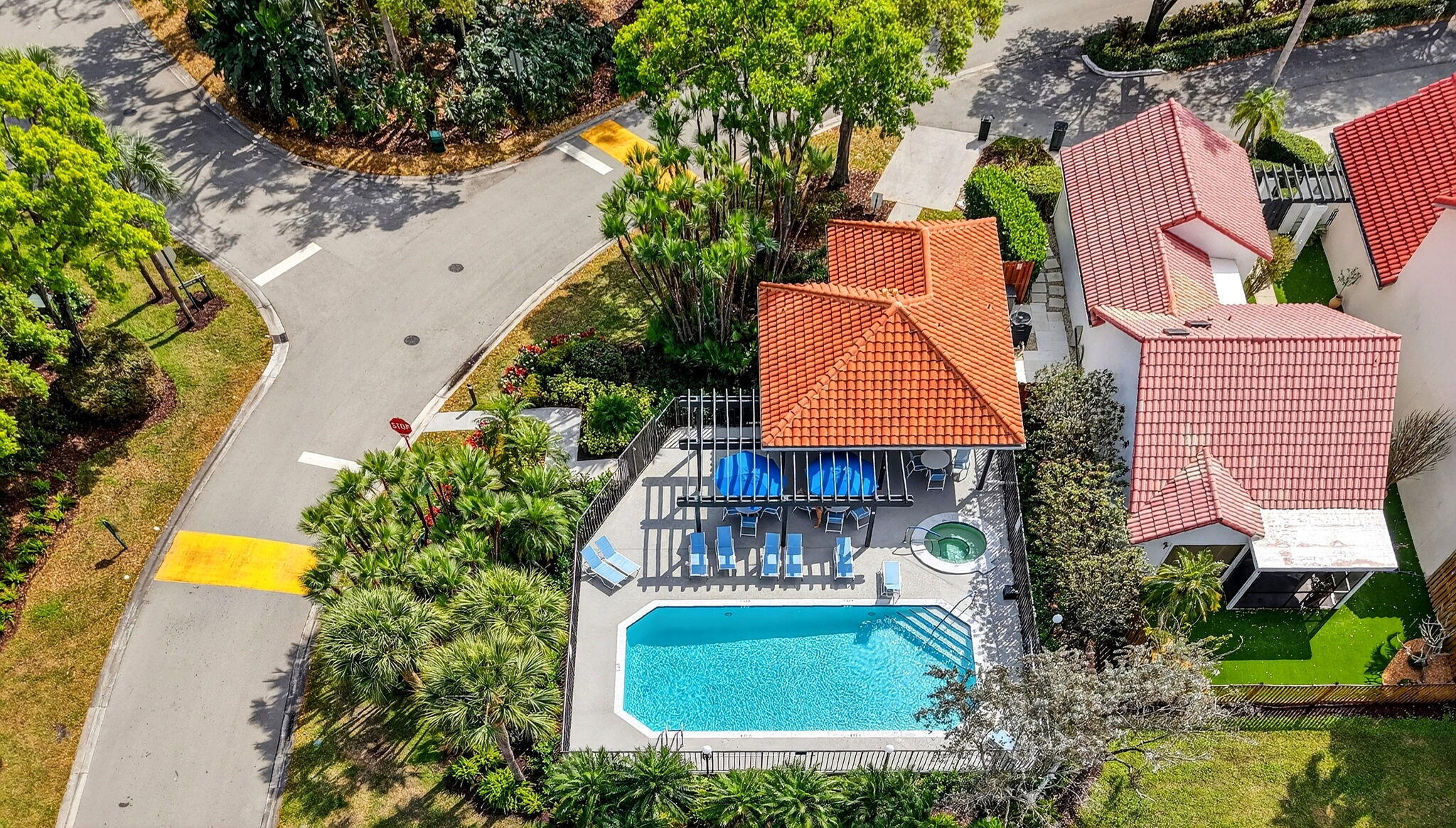 Wimbledon Villas of Via Verde - Residential