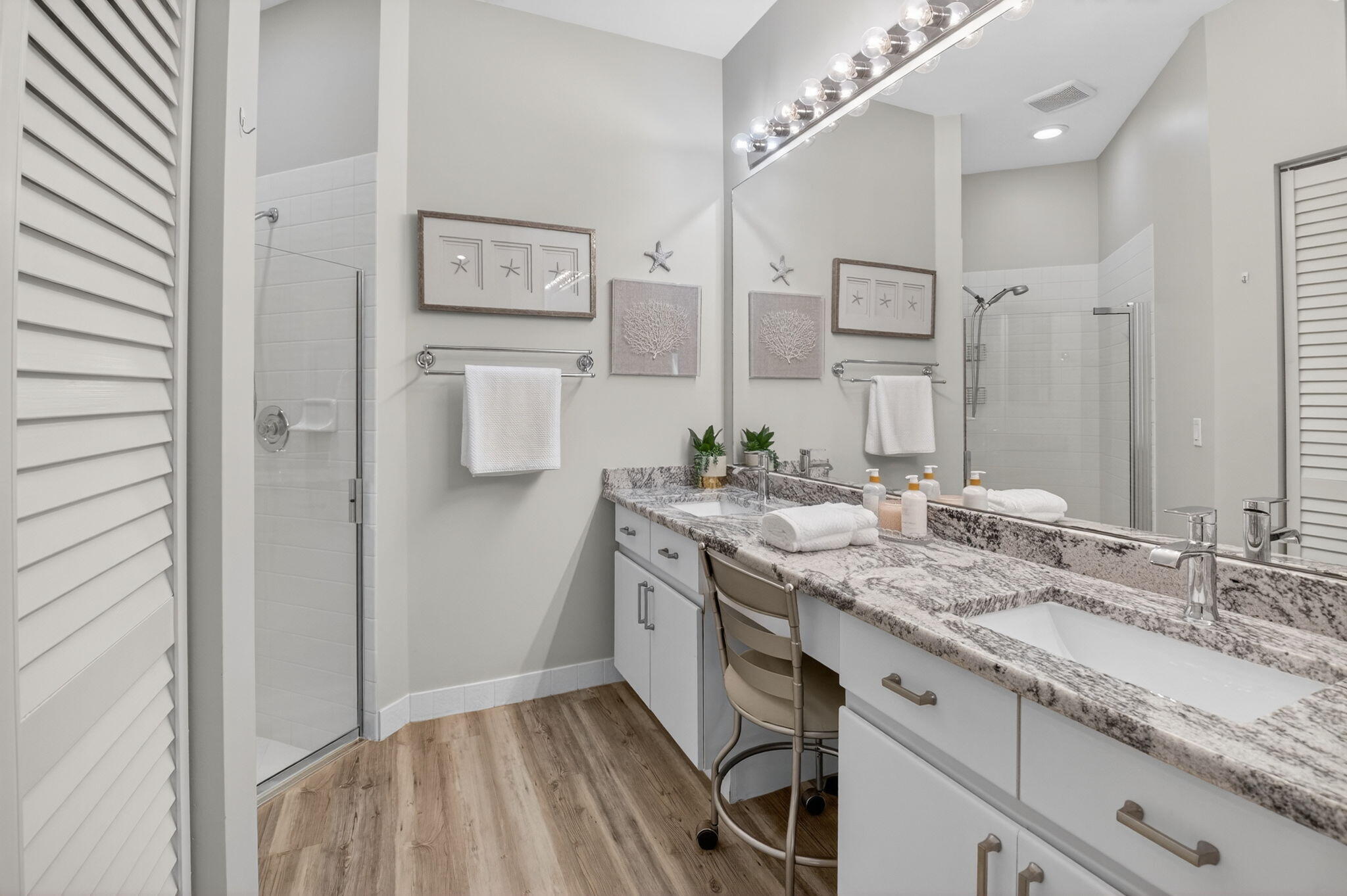 Wimbledon Villas of Via Verde - Residential