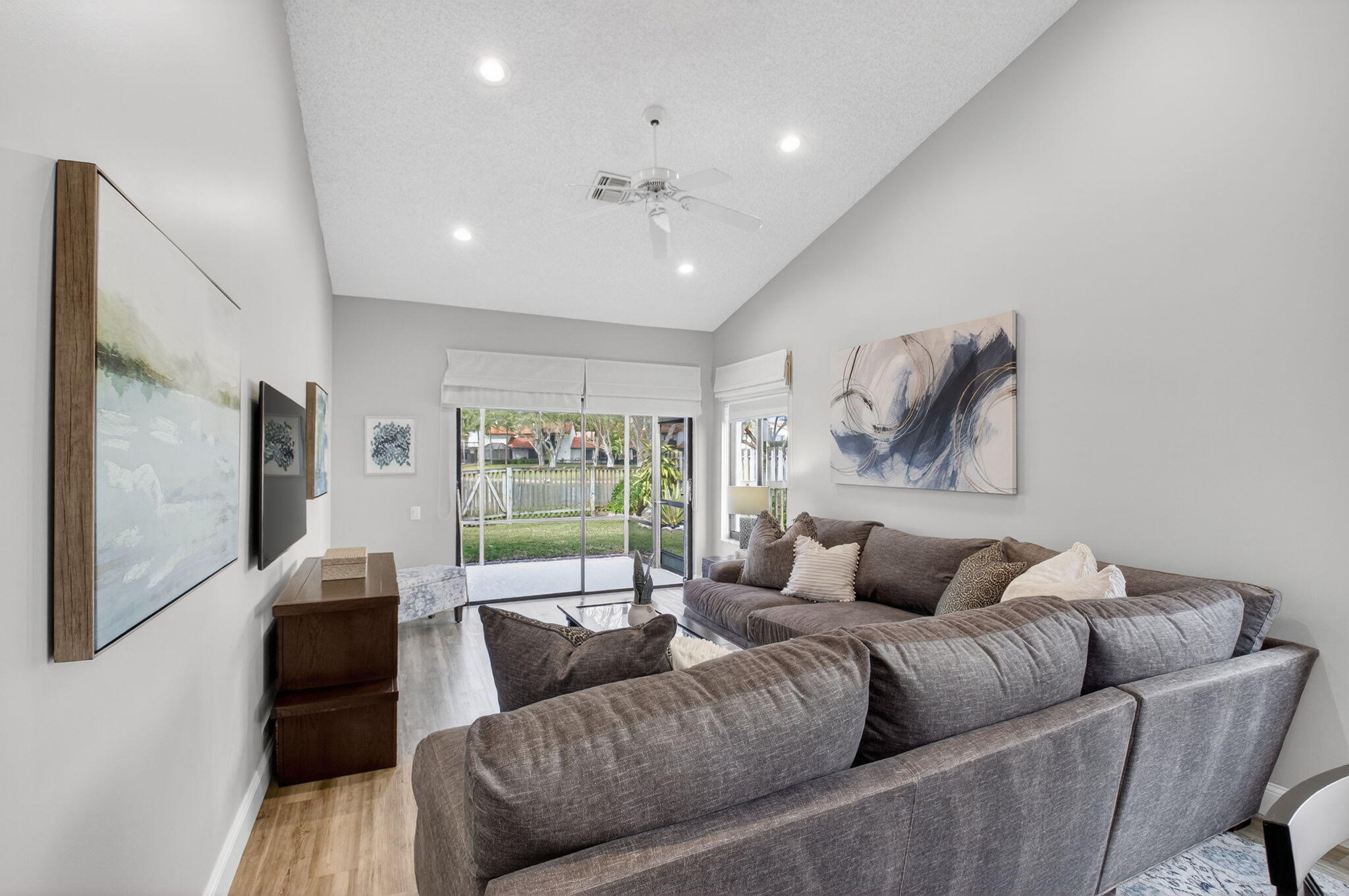 Wimbledon Villas of Via Verde - Residential