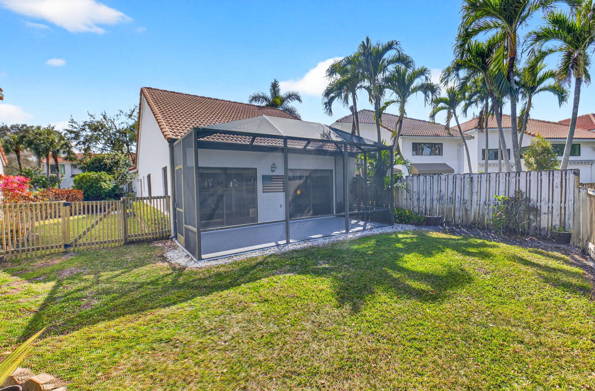 Wimbledon Villas of Via Verde - Residential