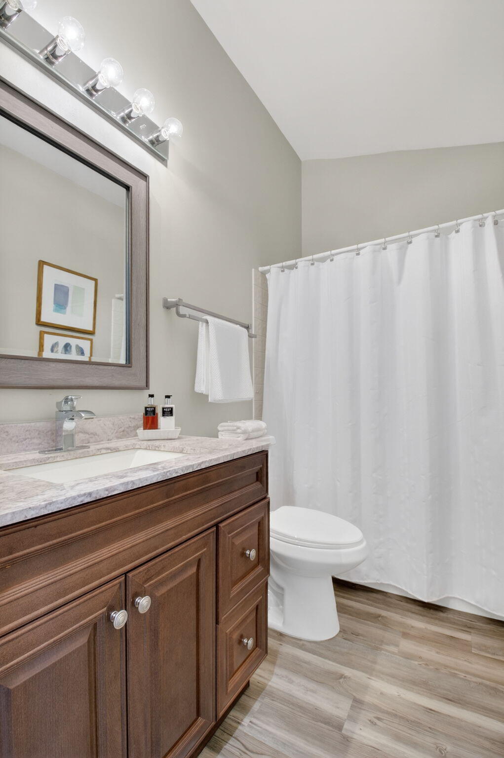 Wimbledon Villas of Via Verde - Residential