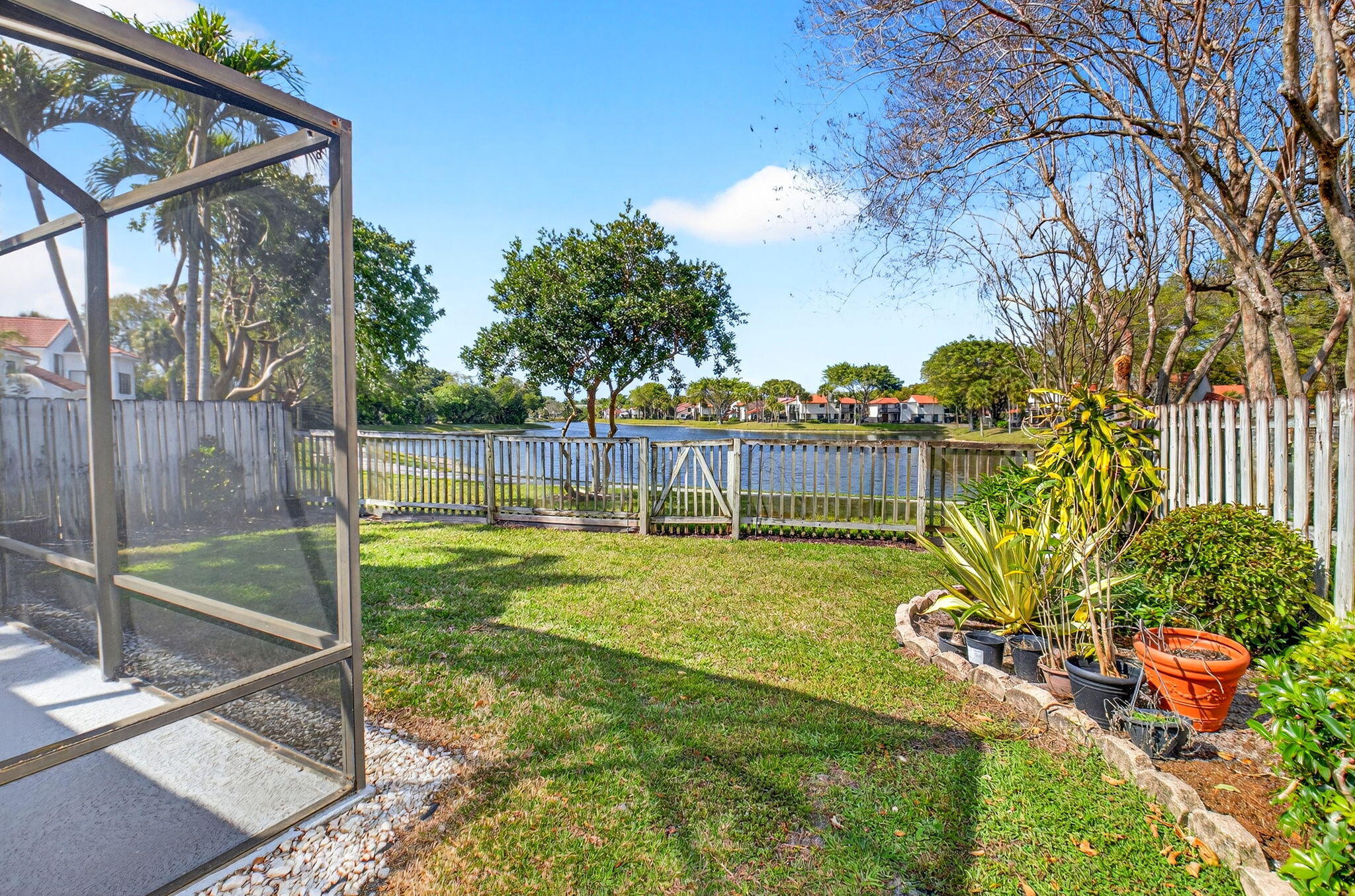 Wimbledon Villas of Via Verde - Residential