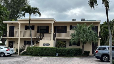 A home in Palm Beach Shores