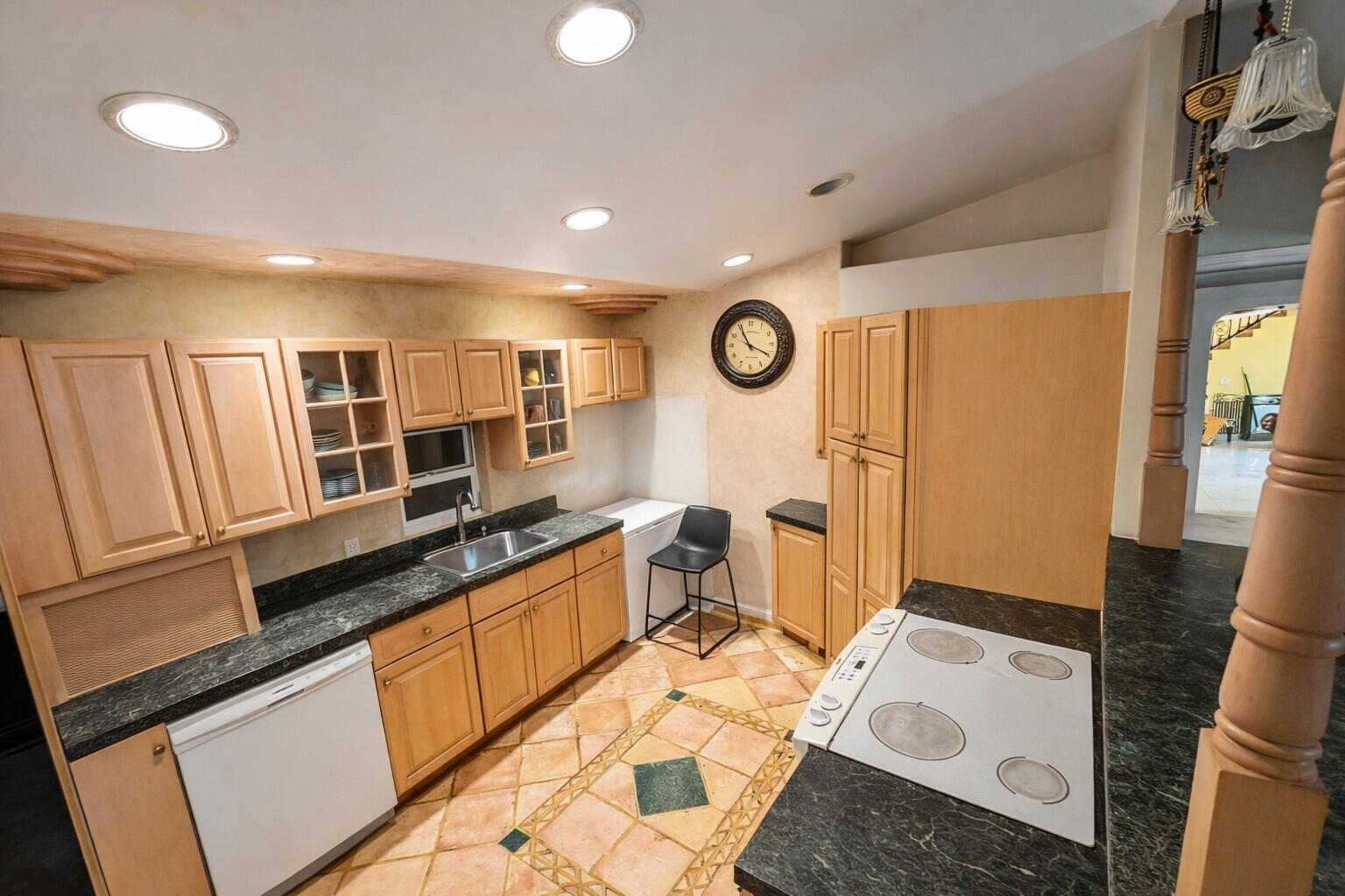 17681 93RD Road N