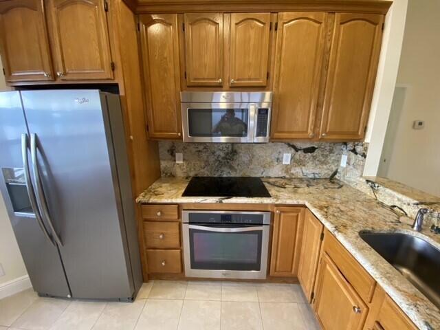 COUNTRY ISLES GARDEN HOMES - Residential Lease