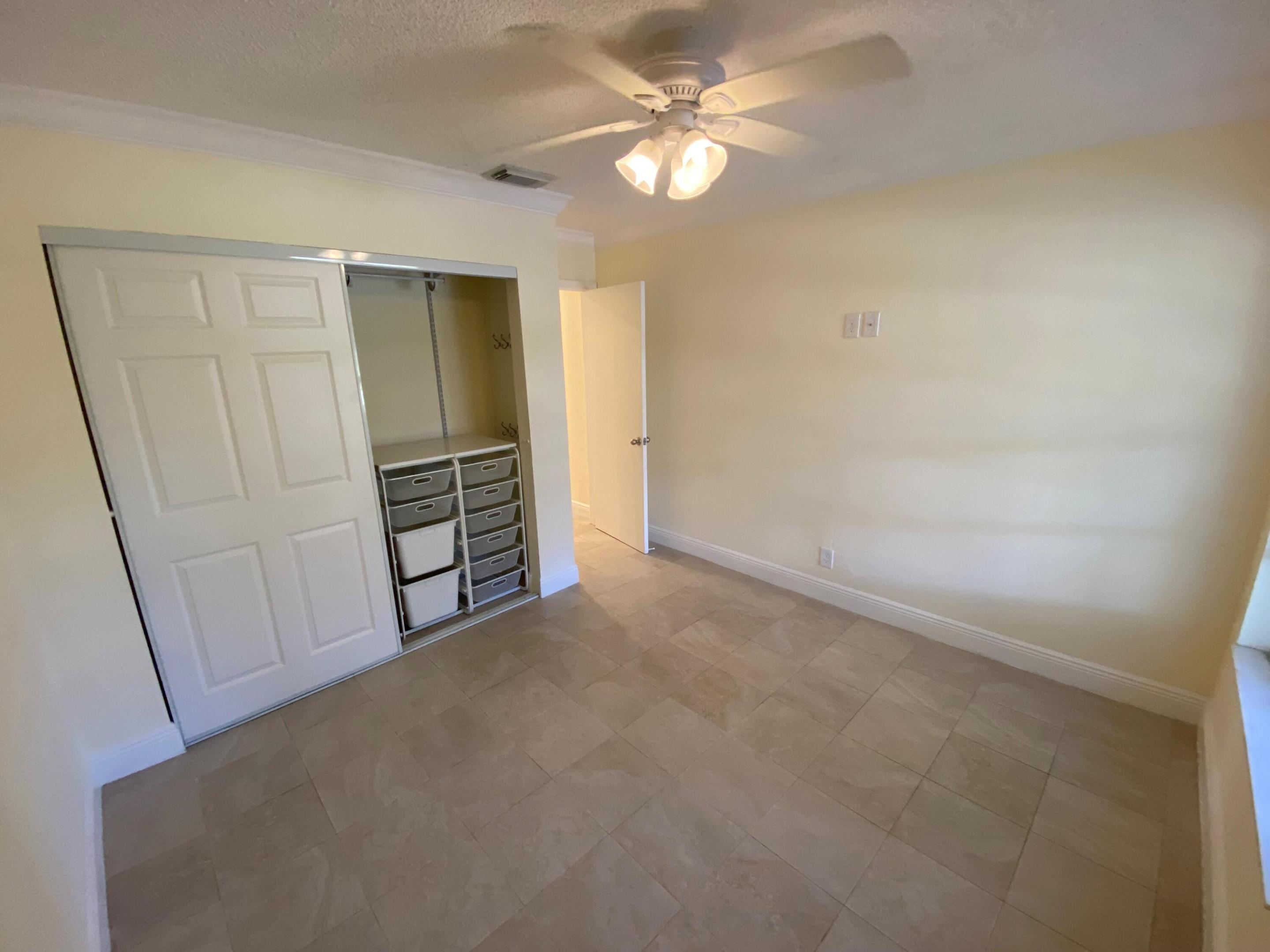 COUNTRY ISLES GARDEN HOMES - Residential Lease