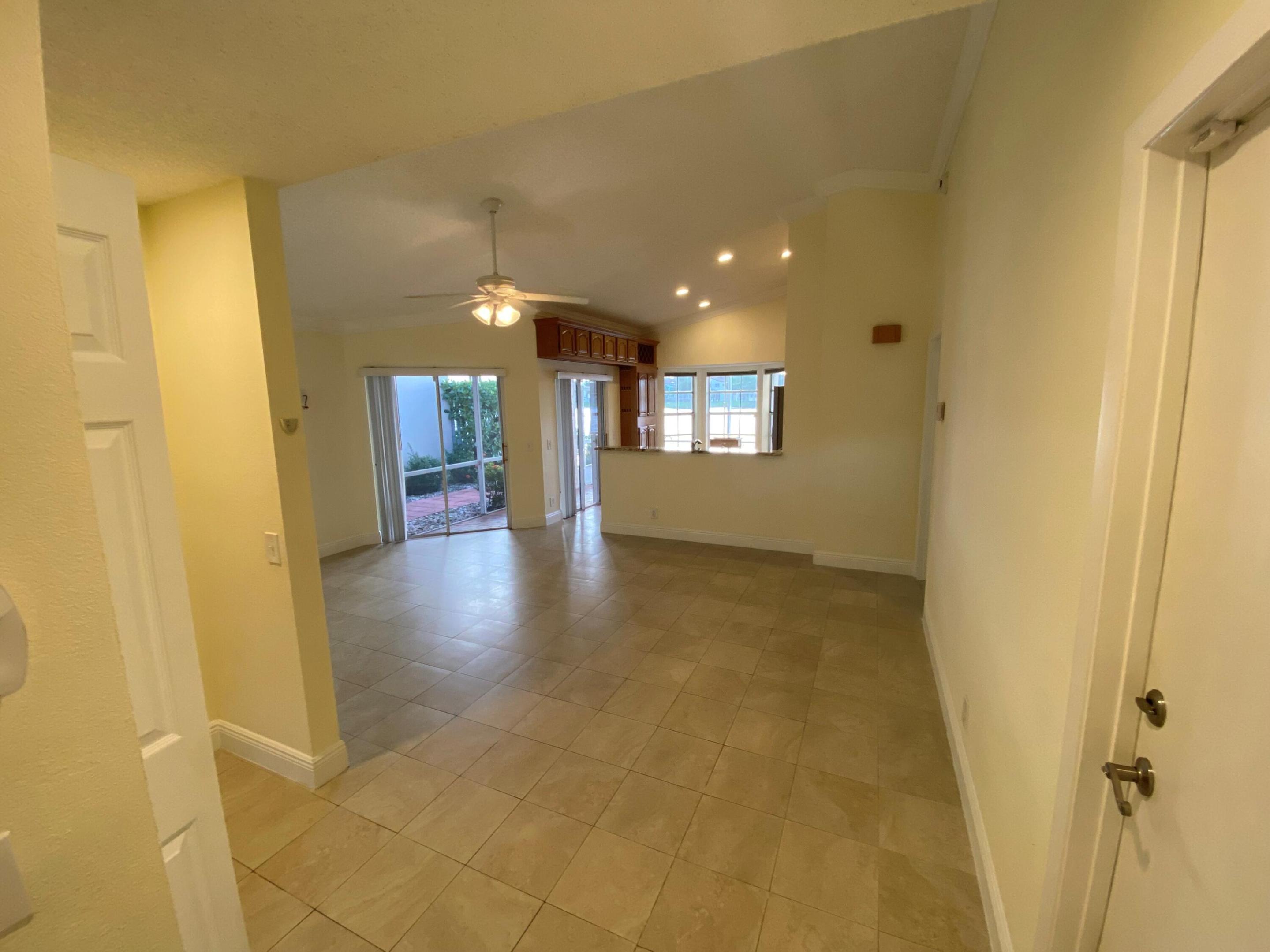 COUNTRY ISLES GARDEN HOMES - Residential Lease