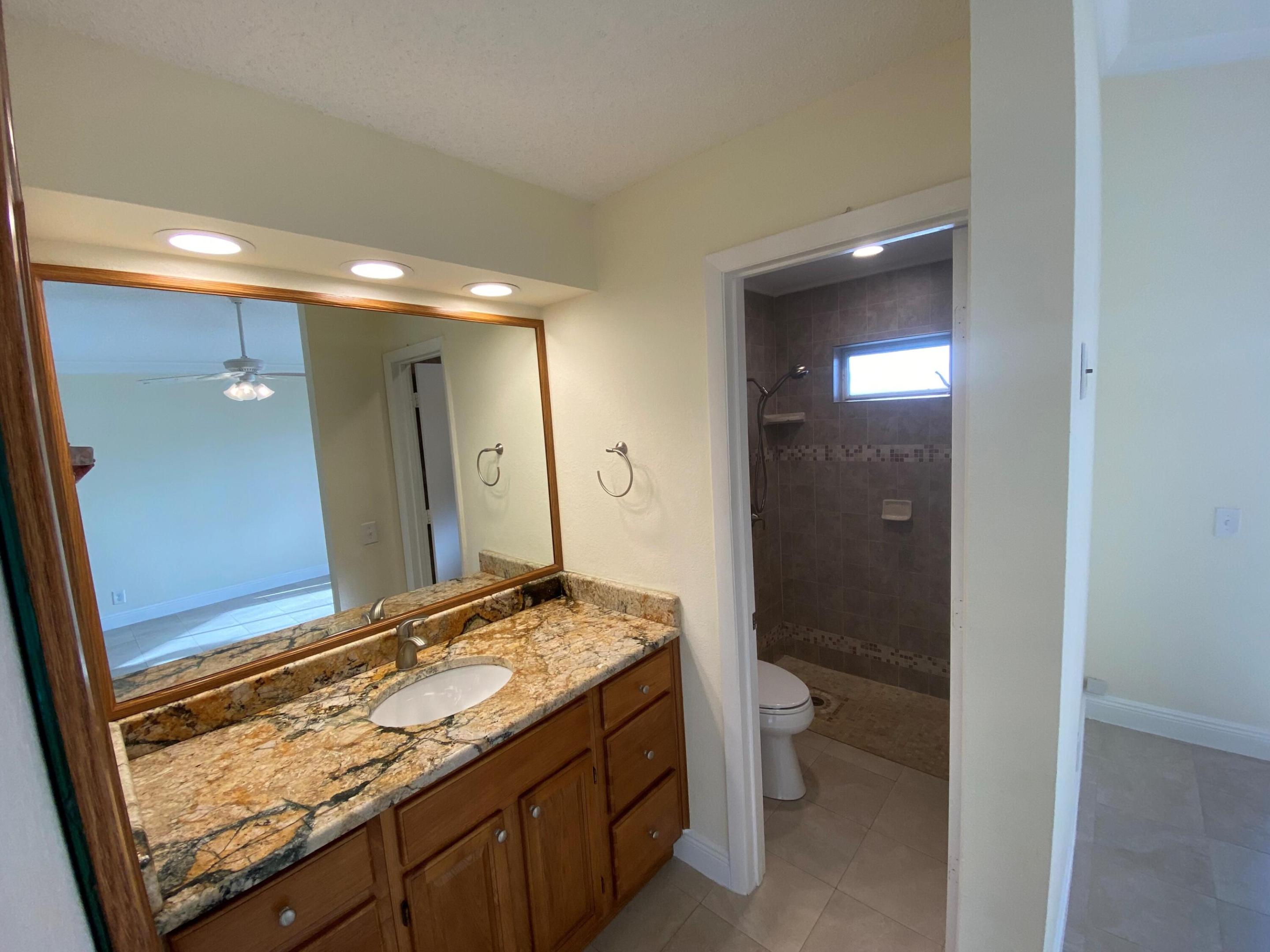 COUNTRY ISLES GARDEN HOMES - Residential Lease