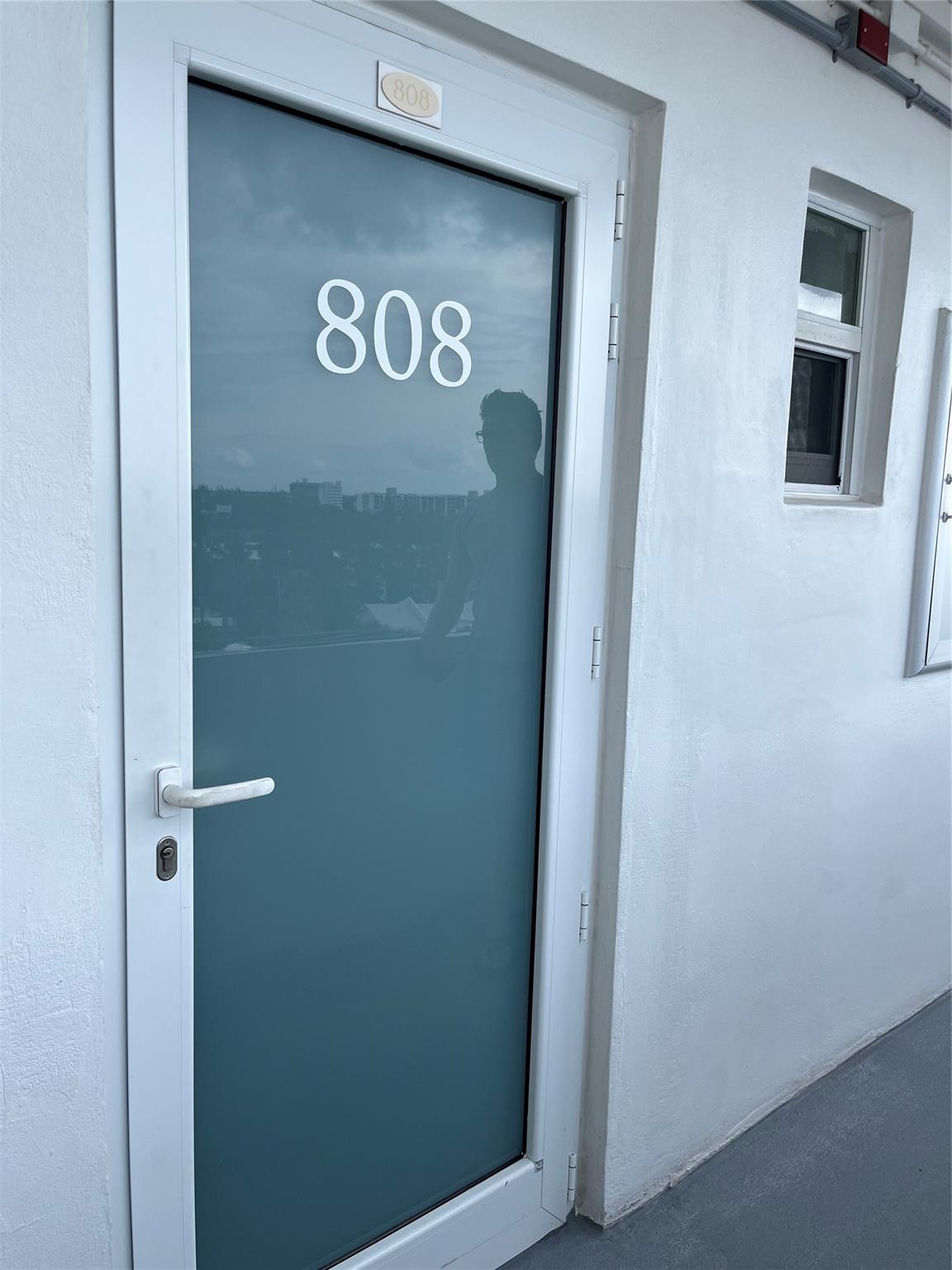 TIARA EAST CONDOMINIUM - Residential