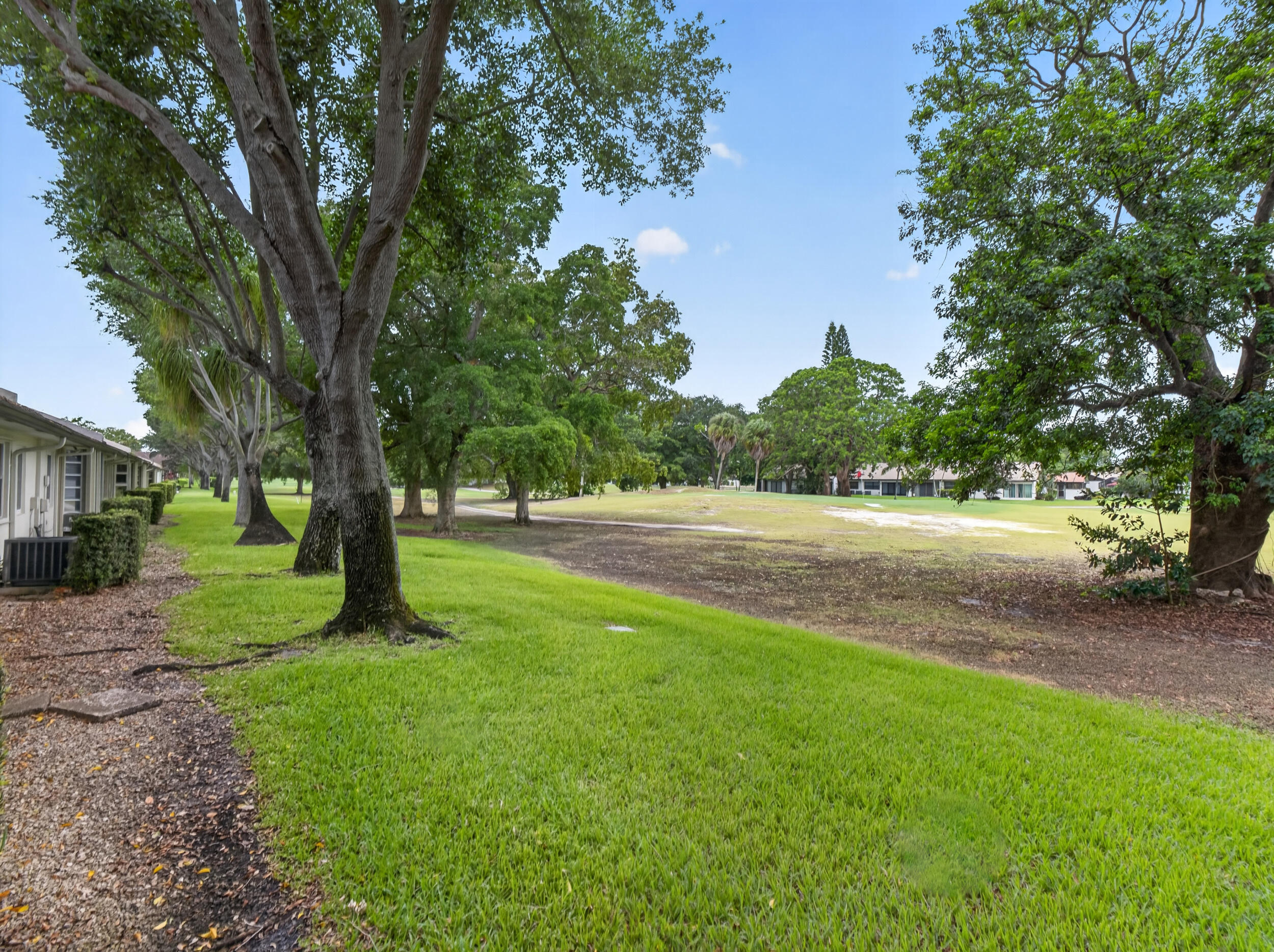 LANDINGS ON CYPRESS GREENS - Residential