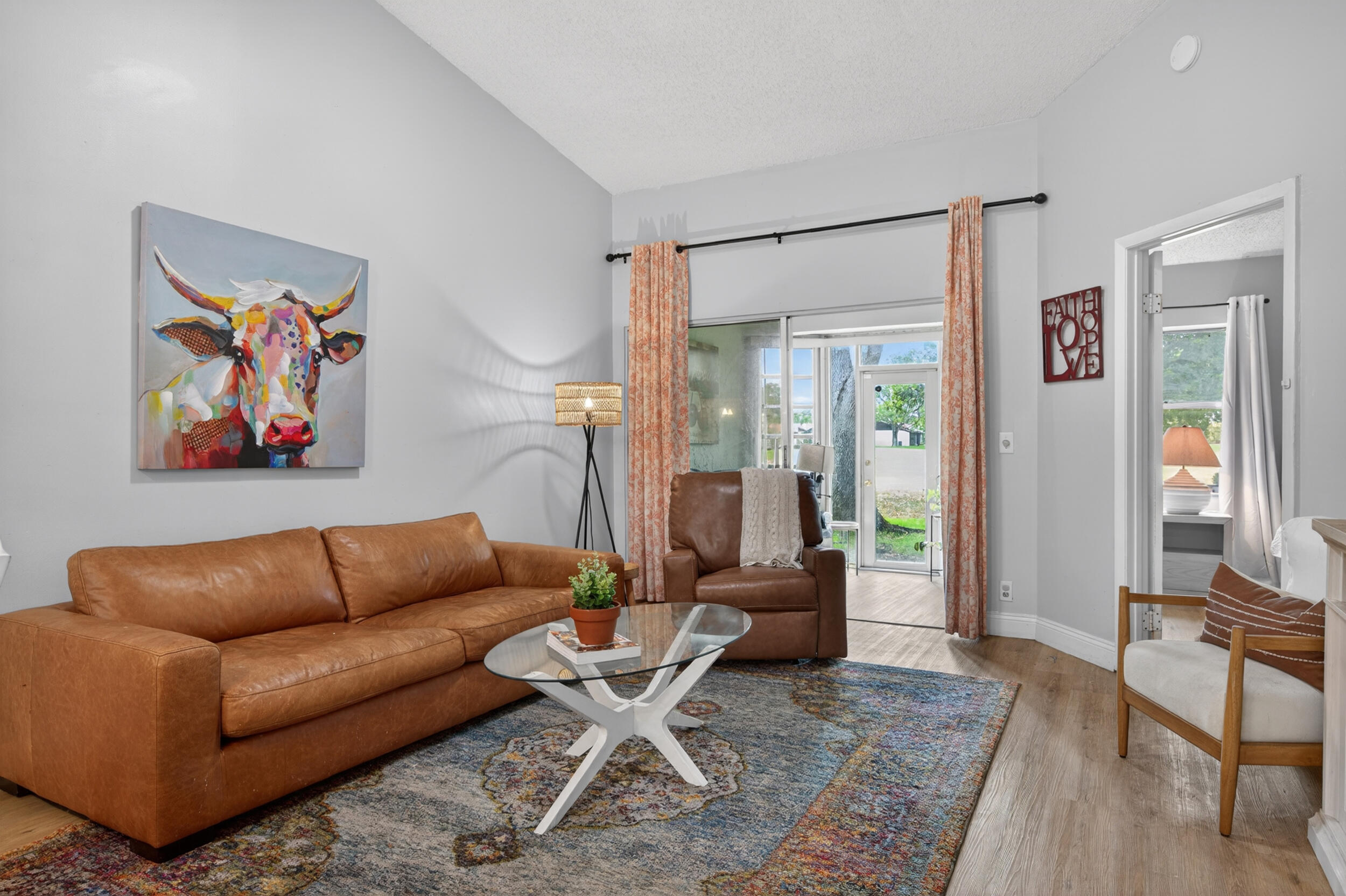 9001 NW 61st Street 111, Tamarac, FL, 33321/$380,000 3 9001 NW 61st Street 111