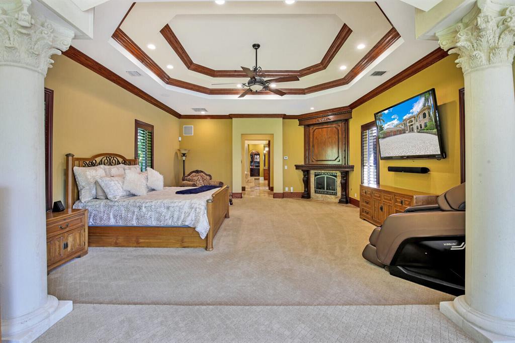 LEXINGTON OF SHERBROOKE - Residential