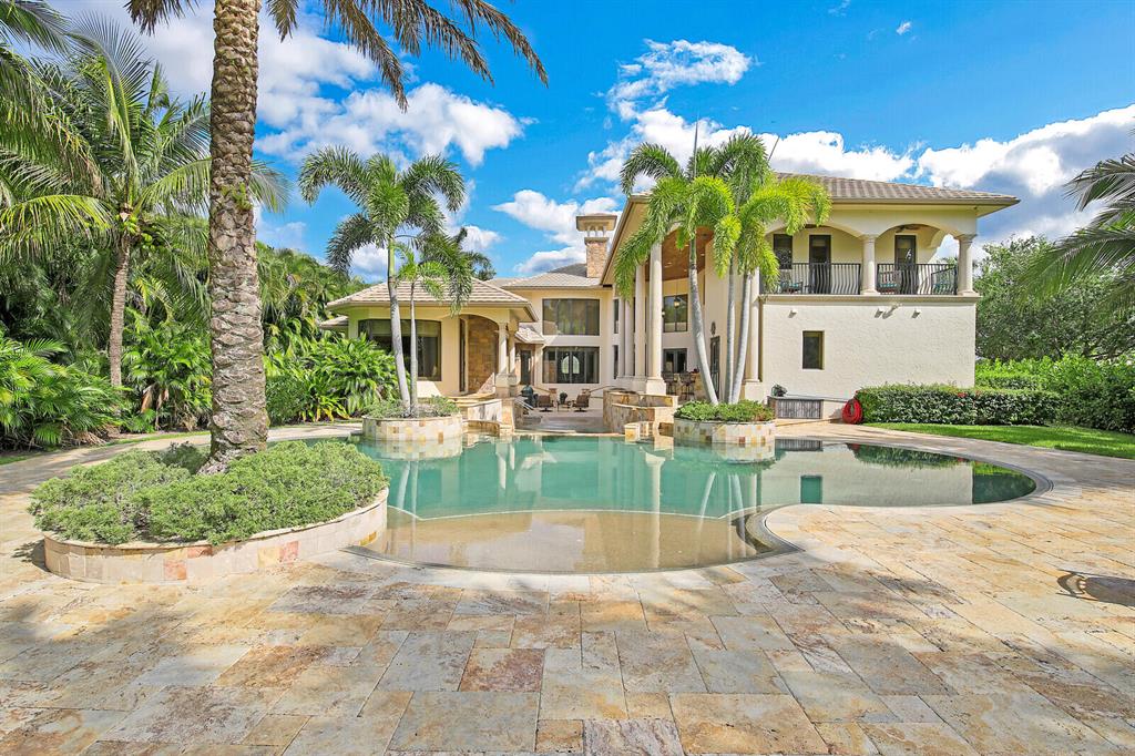 LEXINGTON OF SHERBROOKE - Residential