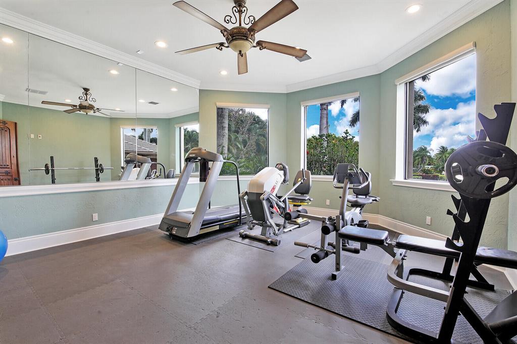 LEXINGTON OF SHERBROOKE - Residential