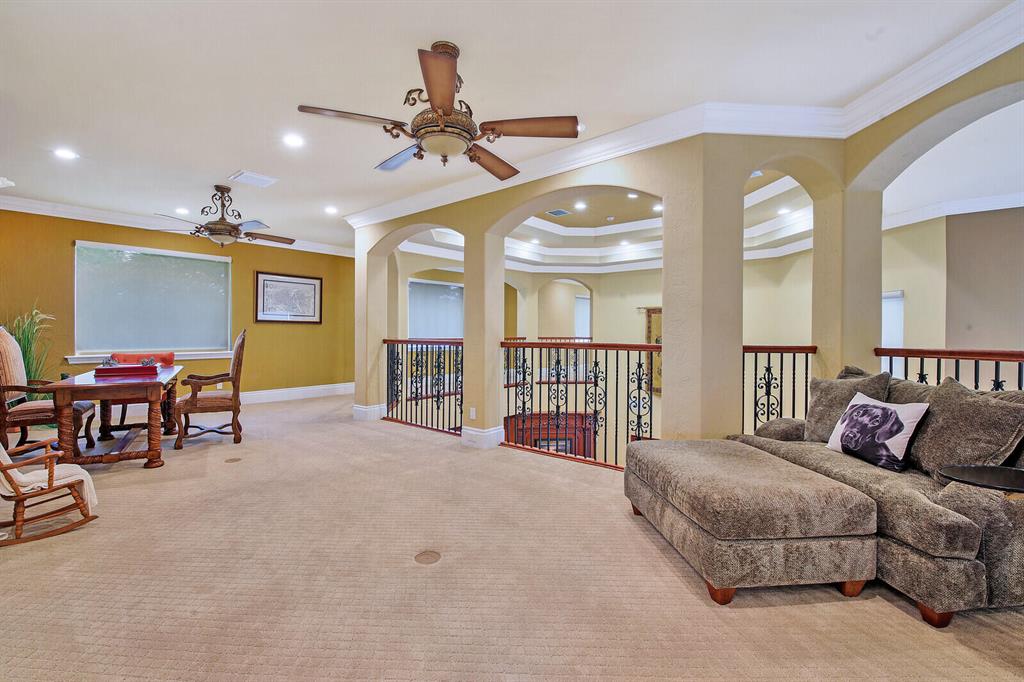 LEXINGTON OF SHERBROOKE - Residential