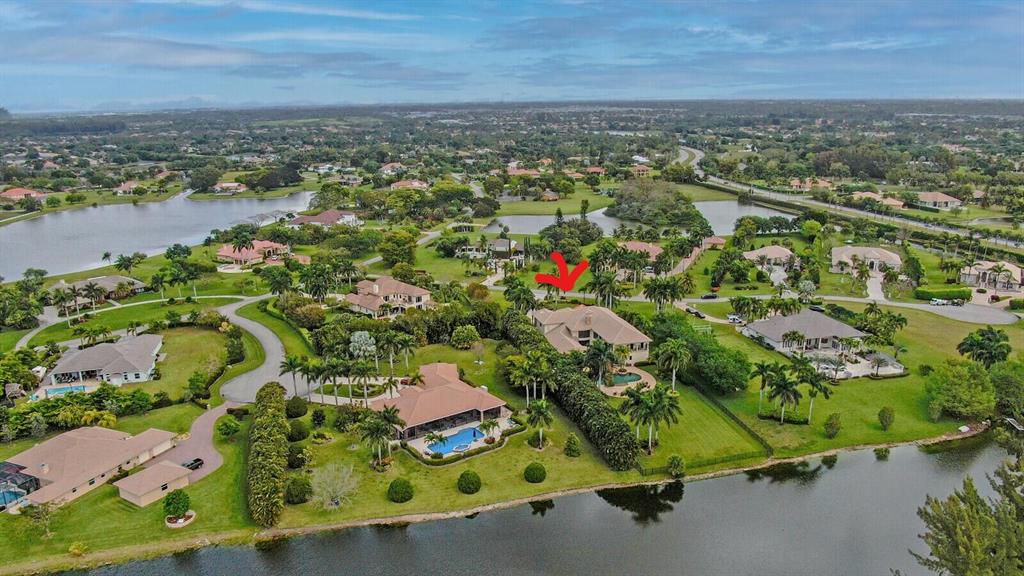 LEXINGTON OF SHERBROOKE - Residential