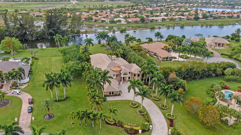 LEXINGTON OF SHERBROOKE - Residential