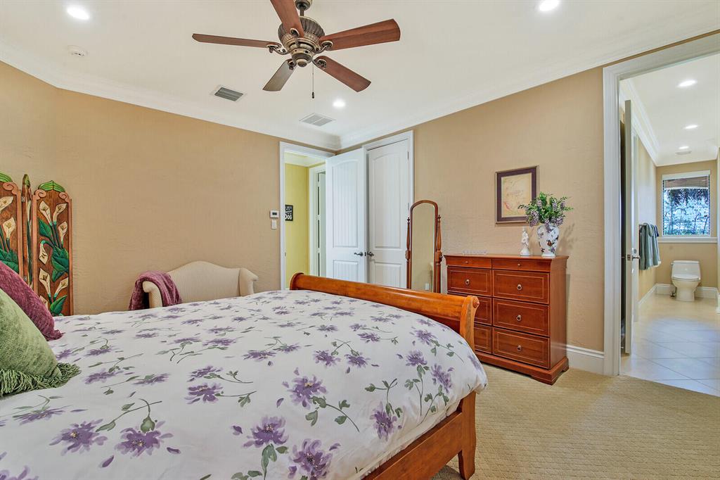 LEXINGTON OF SHERBROOKE - Residential