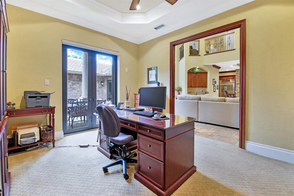 LEXINGTON OF SHERBROOKE - Residential