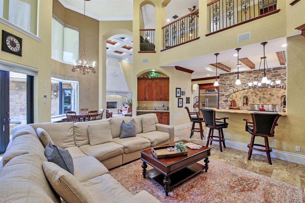 LEXINGTON OF SHERBROOKE - Residential