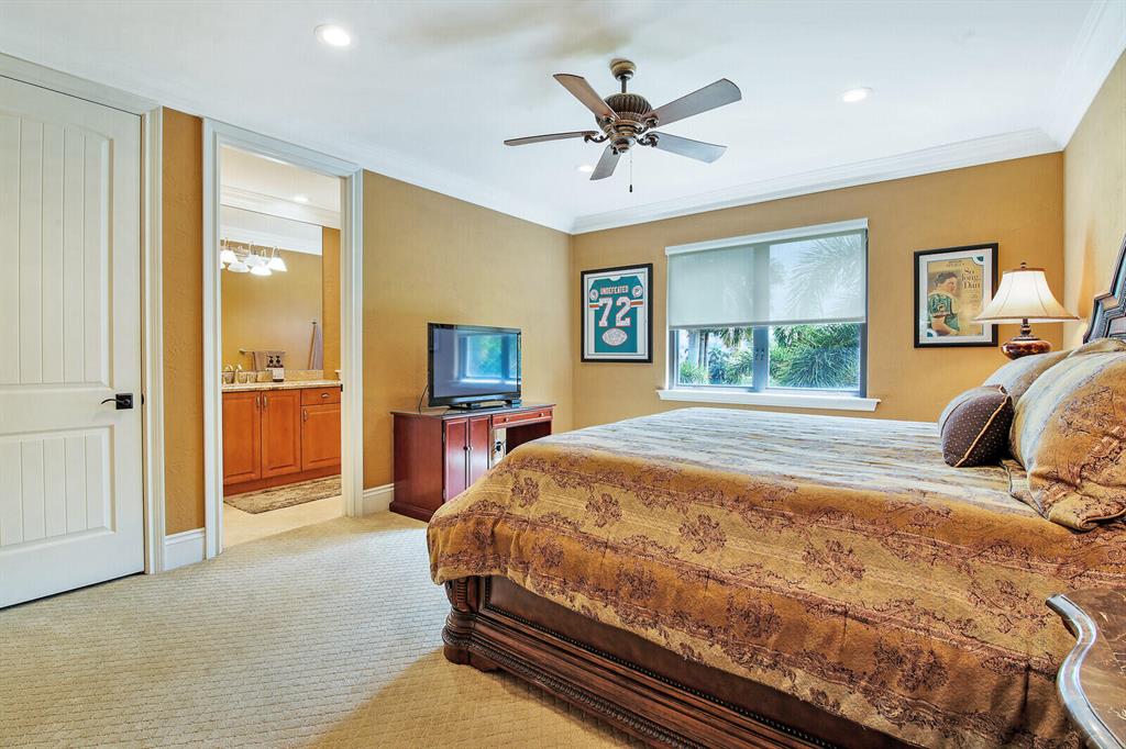 LEXINGTON OF SHERBROOKE - Residential